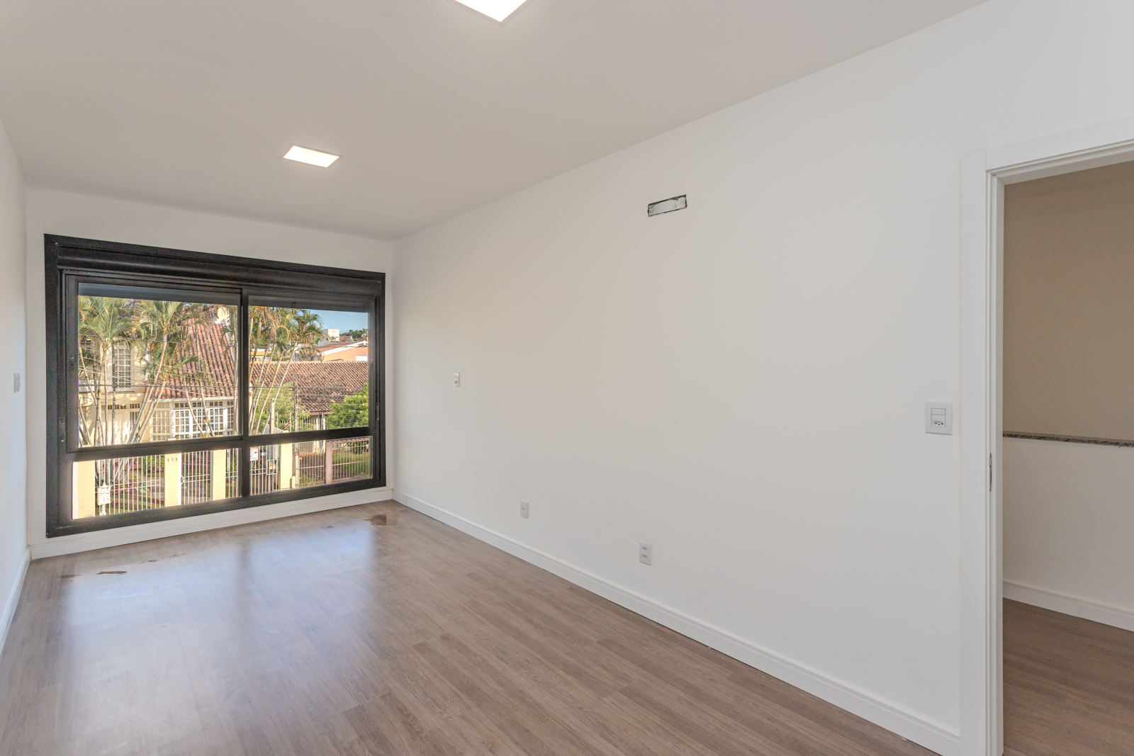 Casa à venda com 166m², 3 quartos, 1 suíte, 2 vagas no bairro Ipanema em Porto Alegre - Foto 40