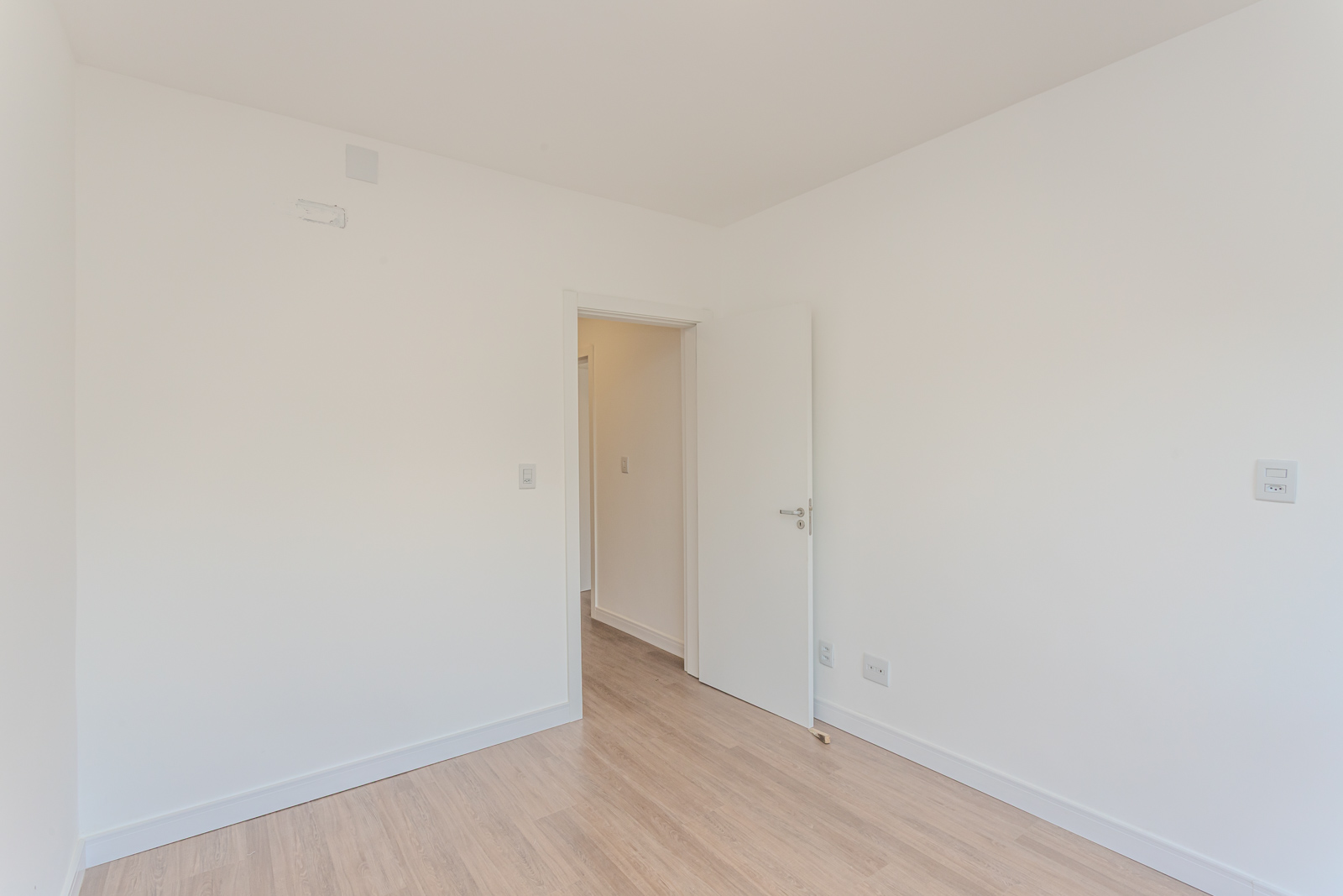 Casa à venda com 166m², 3 quartos, 1 suíte, 2 vagas no bairro Ipanema em Porto Alegre - Foto 46