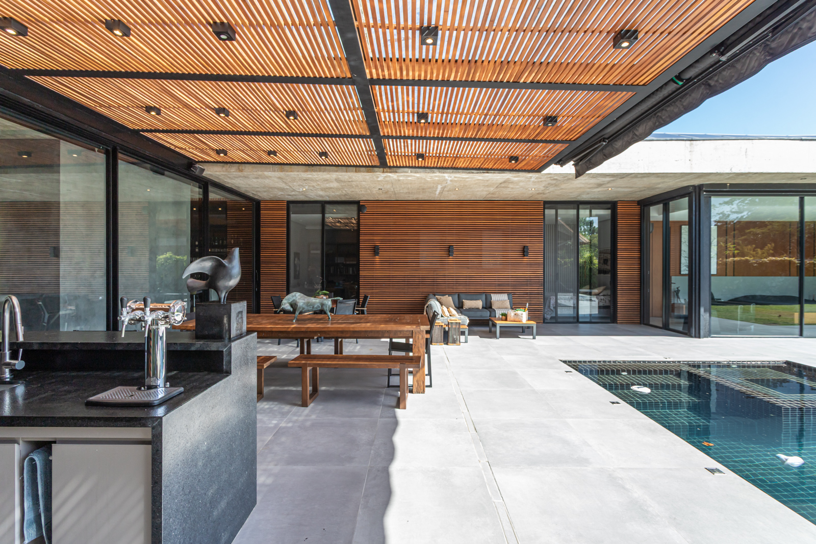 Casa em Condomínio à venda com 340m², 3 quartos, 3 vagas no bairro Terra Ville em Porto Alegre - Foto 33