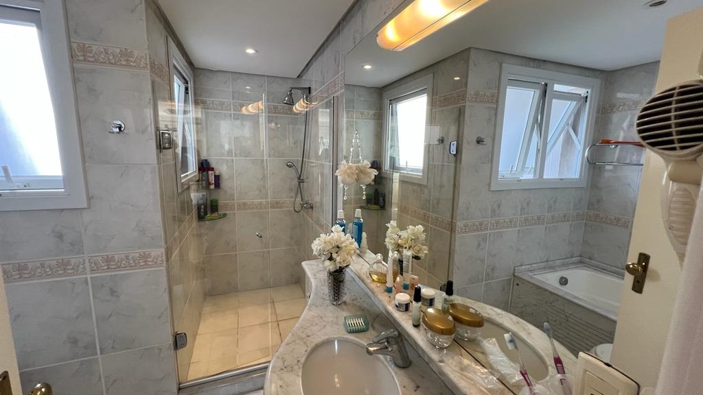 Casa em Condomínio à venda com 191m², 3 quartos, 1 suíte, 2 vagas no bairro Pedra Redonda em Porto Alegre - Foto 31