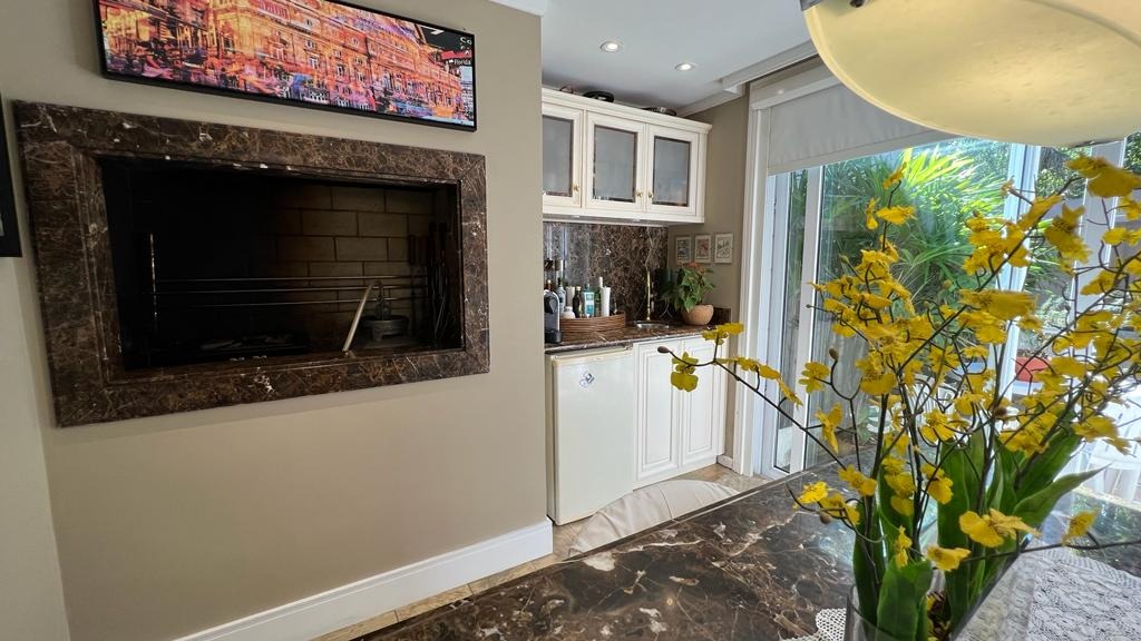 Casa em Condomínio à venda com 191m², 3 quartos, 1 suíte, 2 vagas no bairro Pedra Redonda em Porto Alegre - Foto 8