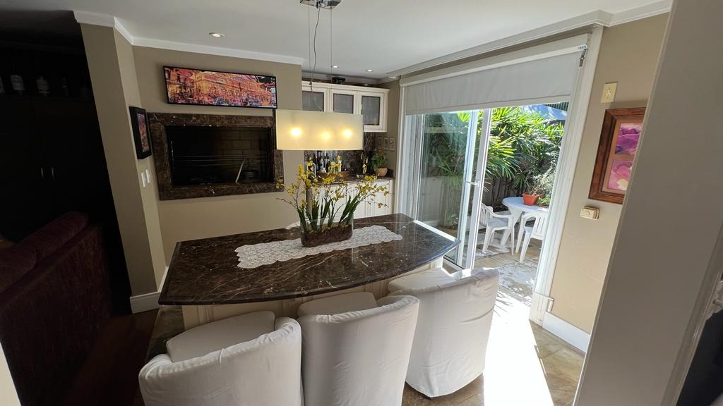 Casa em Condomínio à venda com 191m², 3 quartos, 1 suíte, 2 vagas no bairro Pedra Redonda em Porto Alegre - Foto 12