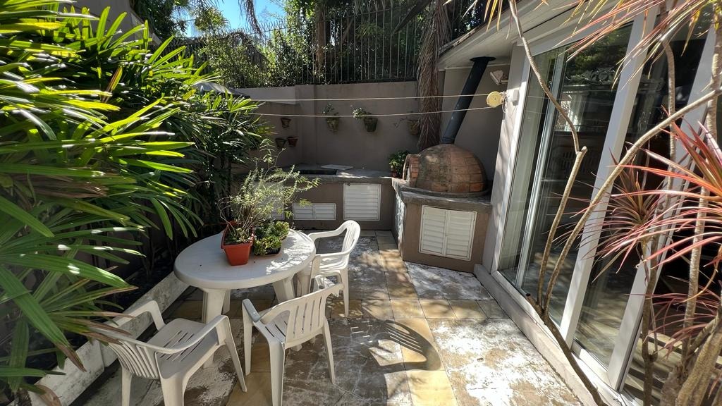 Casa em Condomínio à venda com 191m², 3 quartos, 1 suíte, 2 vagas no bairro Pedra Redonda em Porto Alegre - Foto 49