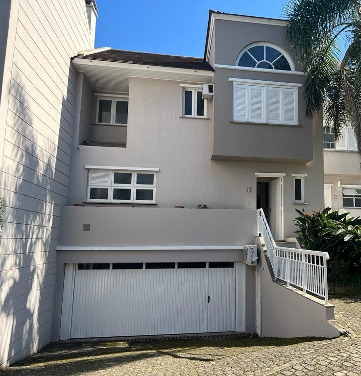 Casa em Condomínio à venda com 205m², 3 quartos, 2 vagas no bairro Pedra Redonda em Porto Alegre - Foto 3