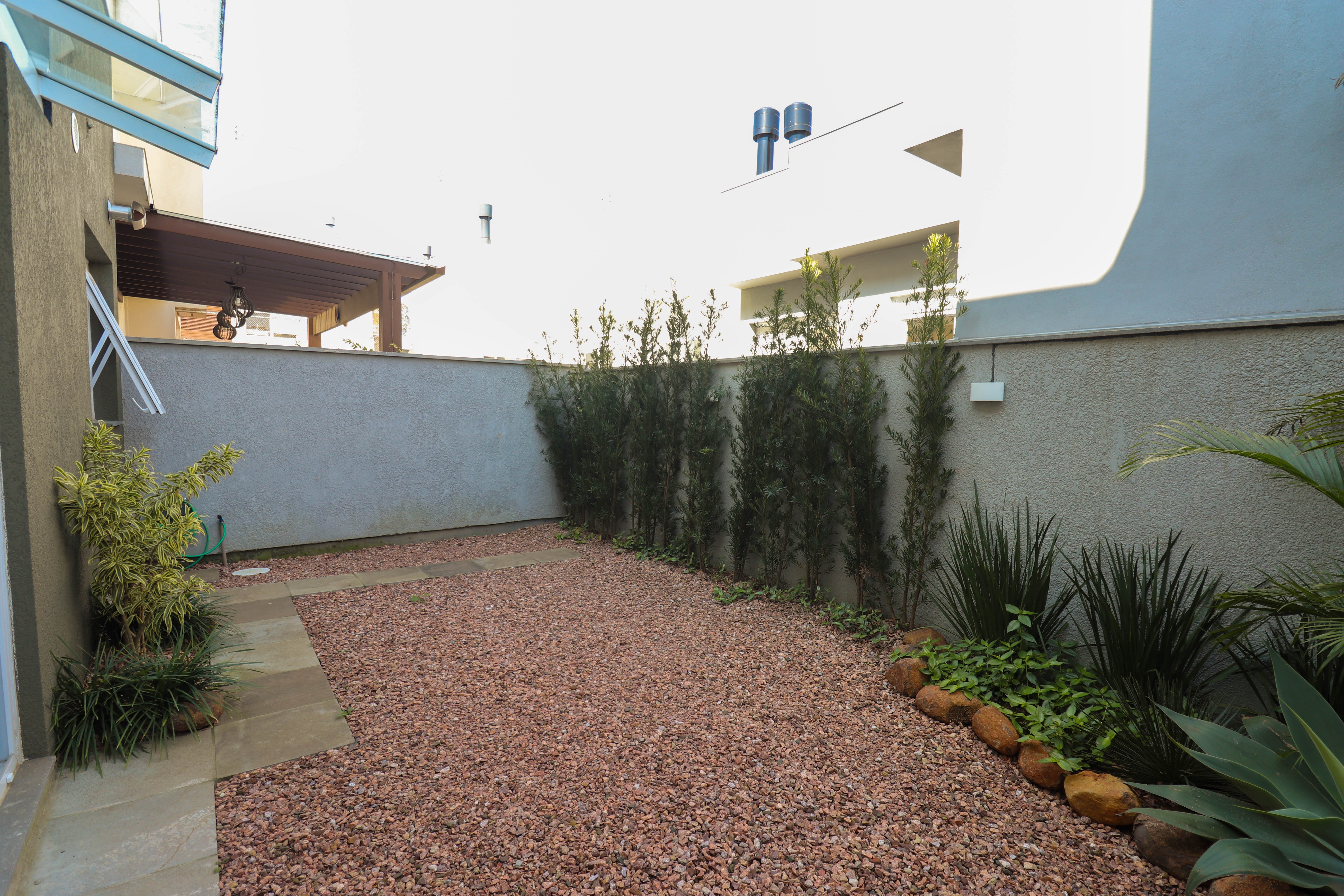 Casa à venda com 151m², 3 quartos, 2 vagas no bairro Hípica em Porto Alegre - Foto 12