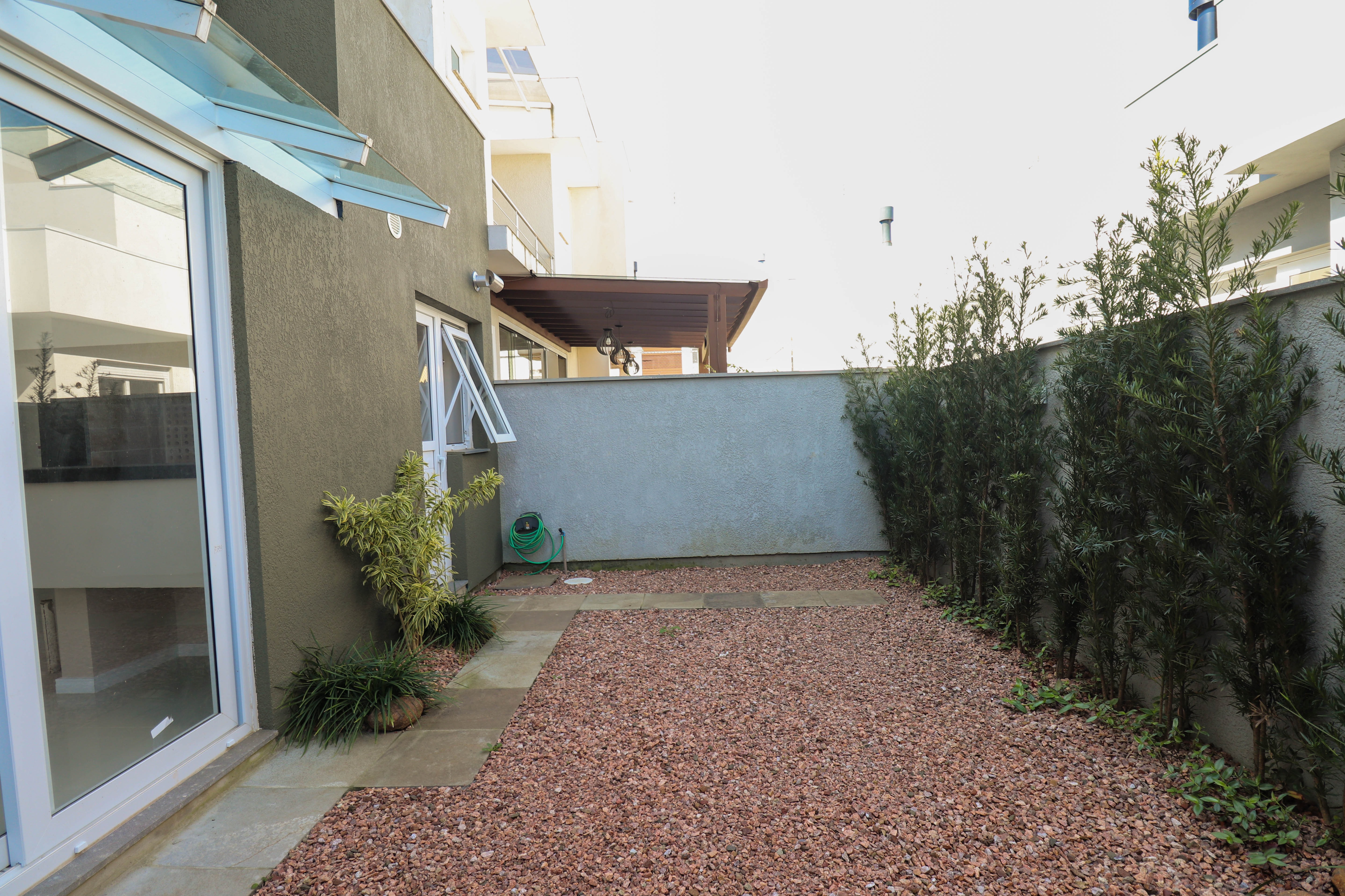 Casa à venda com 151m², 3 quartos, 2 vagas no bairro Hípica em Porto Alegre - Foto 10