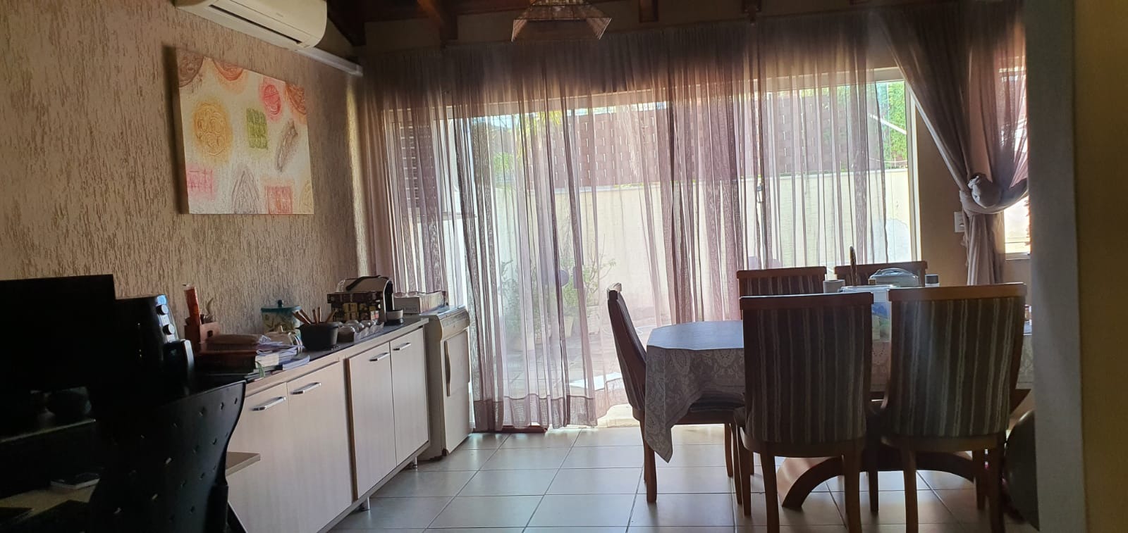 Casa à venda com 201m², 3 quartos, 1 suíte, 2 vagas no bairro Ipanema em Porto Alegre - Foto 5