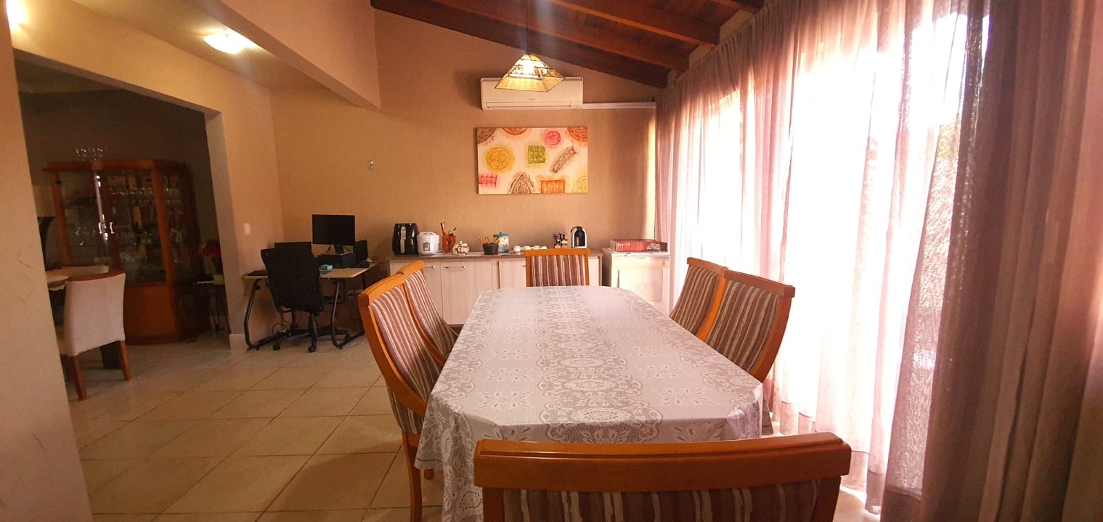 Casa à venda com 201m², 3 quartos, 1 suíte, 2 vagas no bairro Ipanema em Porto Alegre - Foto 7