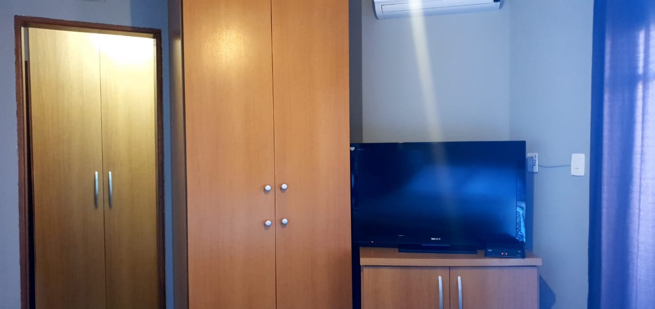 Casa à venda com 201m², 3 quartos, 1 suíte, 2 vagas no bairro Ipanema em Porto Alegre - Foto 25