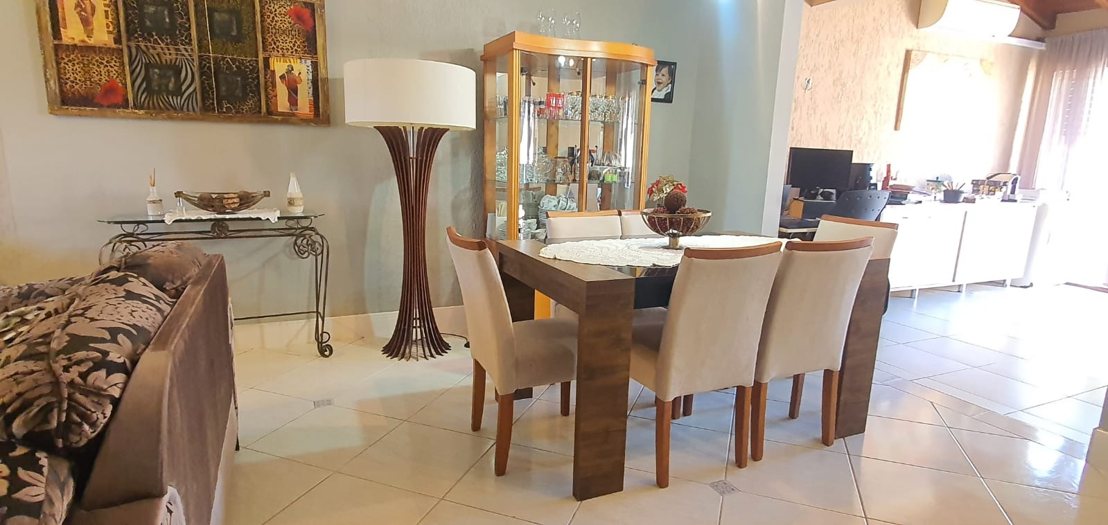 Casa à venda com 201m², 3 quartos, 1 suíte, 2 vagas no bairro Ipanema em Porto Alegre - Foto 9