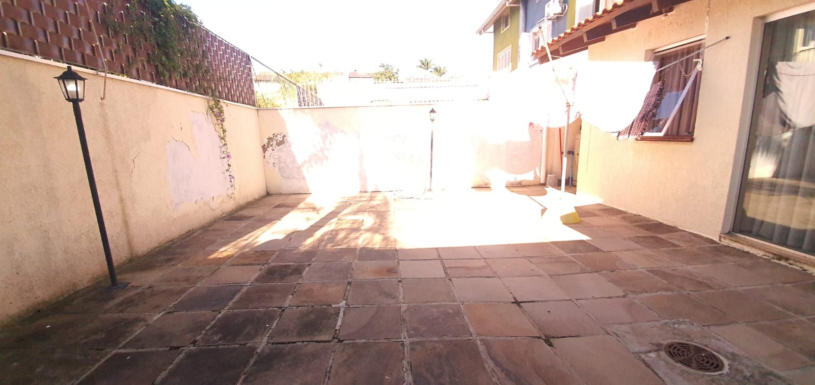 Casa à venda com 201m², 3 quartos, 1 suíte, 2 vagas no bairro Ipanema em Porto Alegre - Foto 16