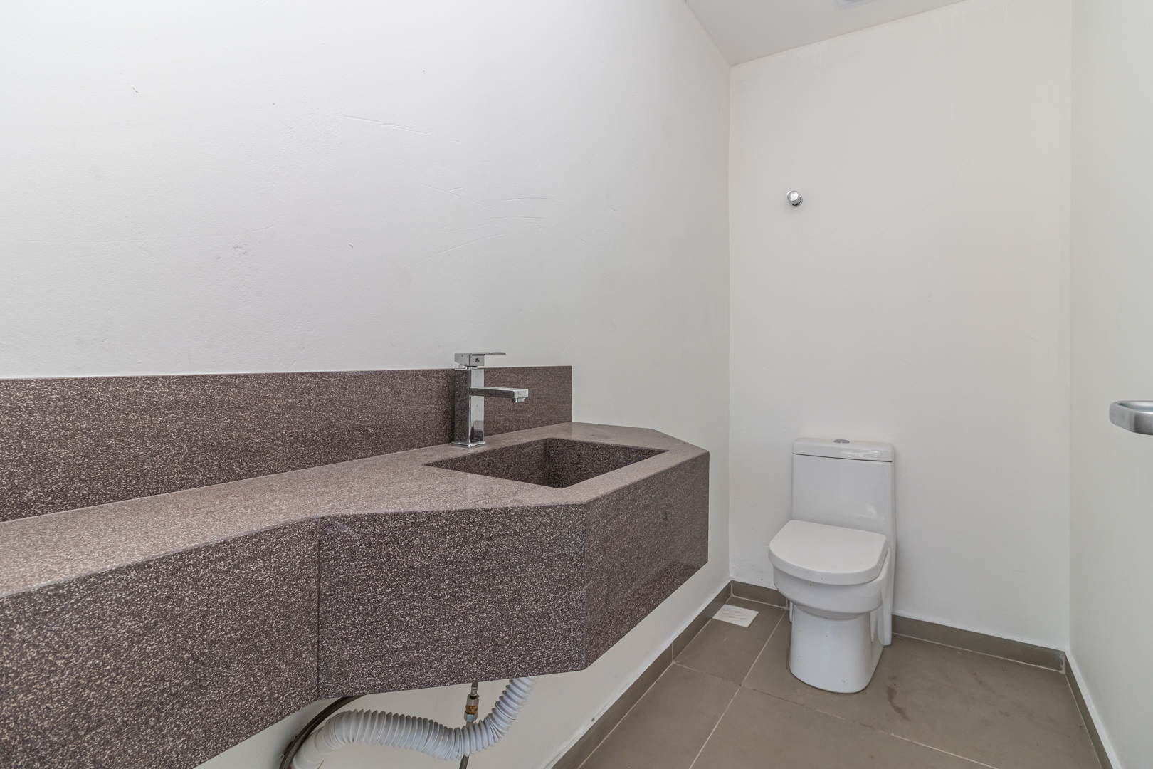 Loja para alugar com 166m², 1 vaga no bairro Ipanema em Porto Alegre - Foto 9