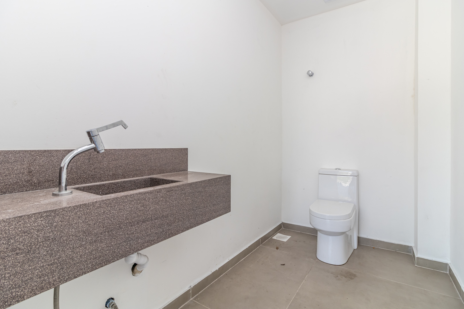 Loja para alugar com 166m², 1 vaga no bairro Ipanema em Porto Alegre - Foto 11