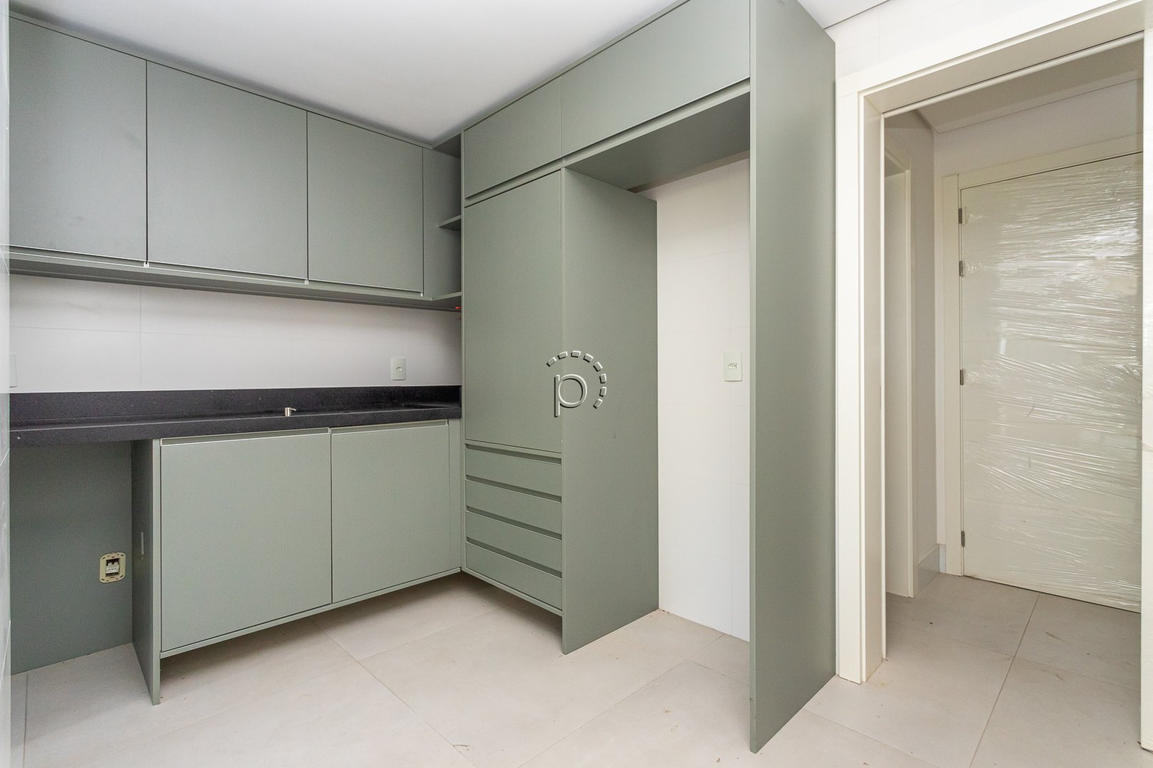Apartamento para alugar com 174m², 3 quartos, 403 vagas no bairro Vila Assunção em Porto Alegre - Foto 11