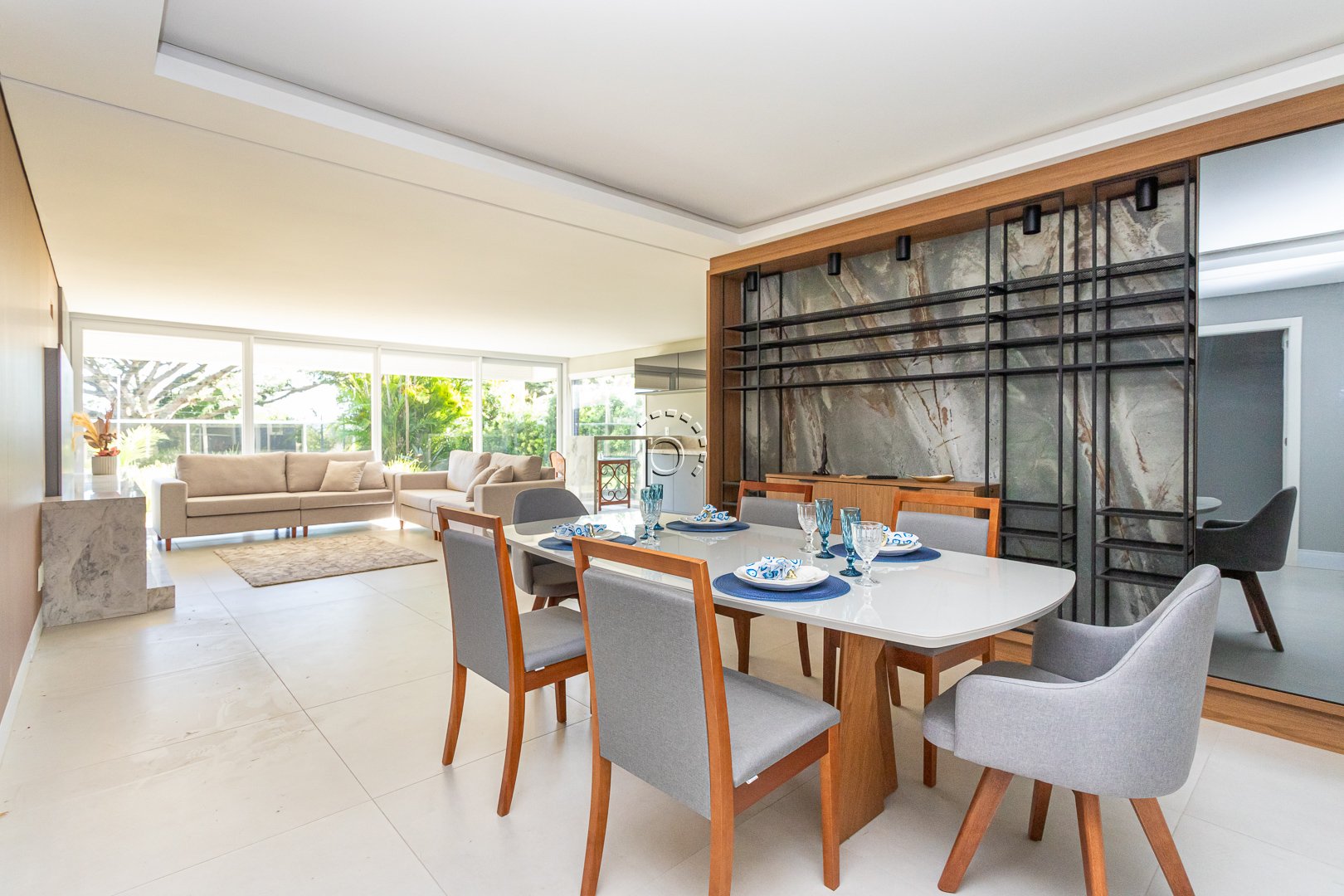 Apartamento para alugar com 174m², 3 quartos, 403 vagas no bairro Vila Assunção em Porto Alegre - Foto 1