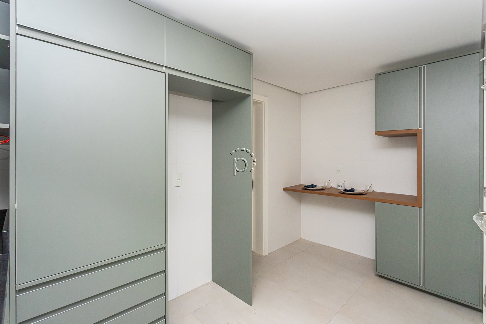 Apartamento para alugar com 174m², 3 quartos, 403 vagas no bairro Vila Assunção em Porto Alegre - Foto 12
