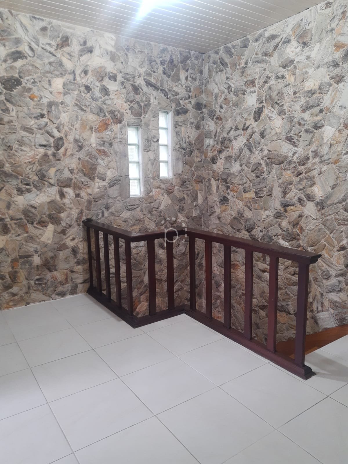 Casa à venda com 312m², 3 quartos, 1 suíte, 3 vagas no bairro Cavalhada em Porto Alegre - Foto 17