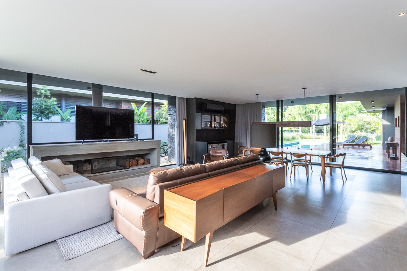Casa em Condomínio à venda com 327m², 3 quartos, 3 suítes no bairro Terra Ville em Porto Alegre - Foto 5