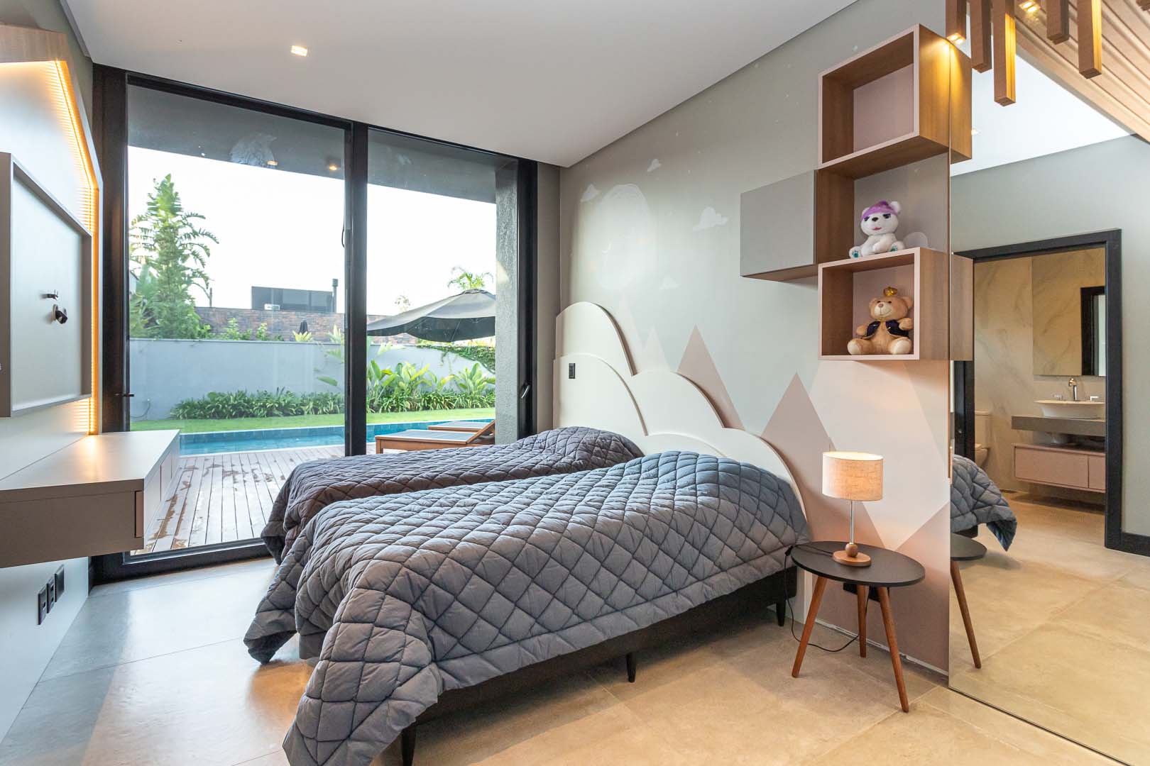Casa em Condomínio à venda com 327m², 3 quartos, 3 suítes no bairro Terra Ville em Porto Alegre - Foto 24