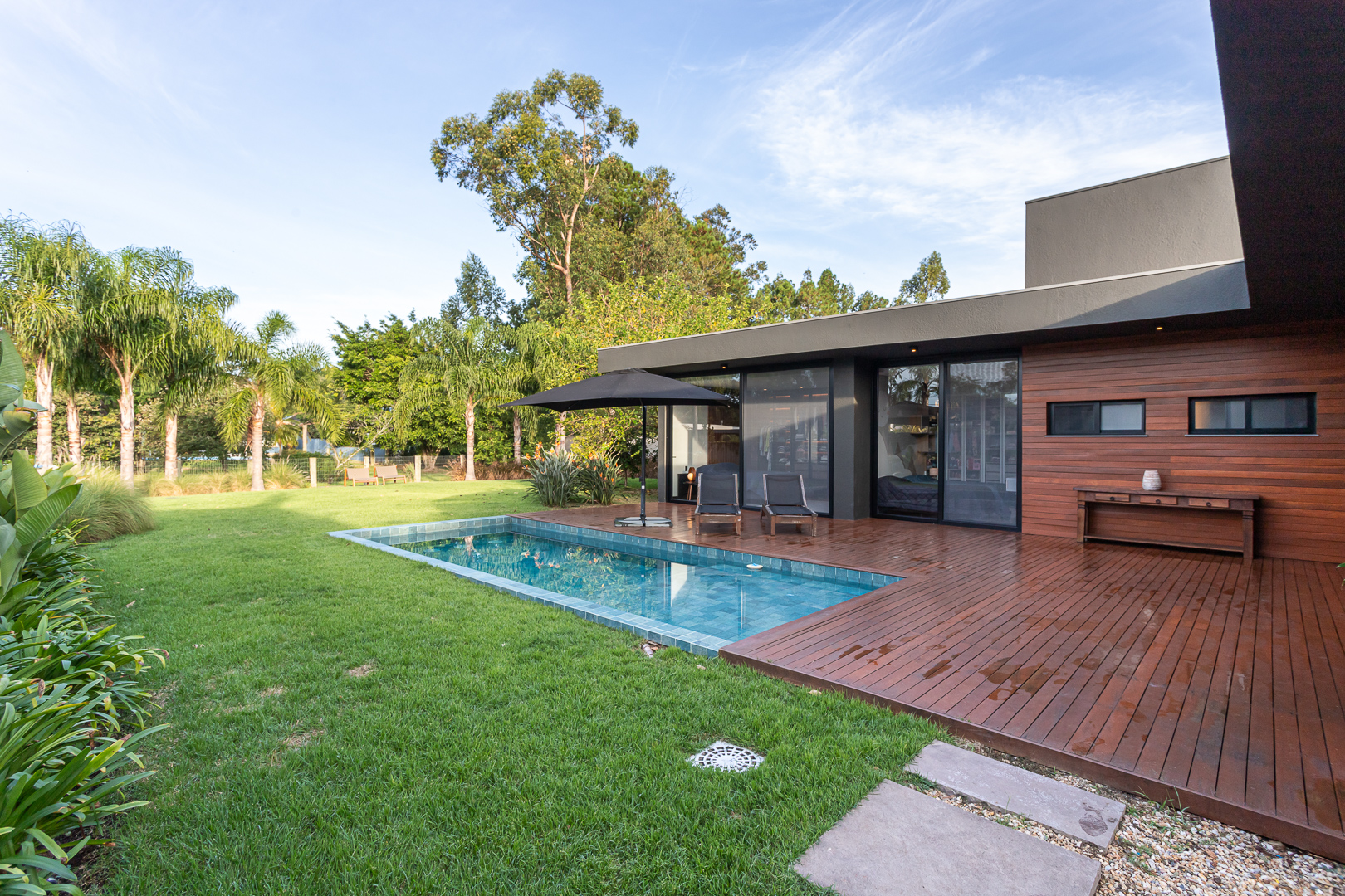 Casa em Condomínio à venda com 327m², 3 quartos, 3 suítes no bairro Terra Ville em Porto Alegre - Foto 40