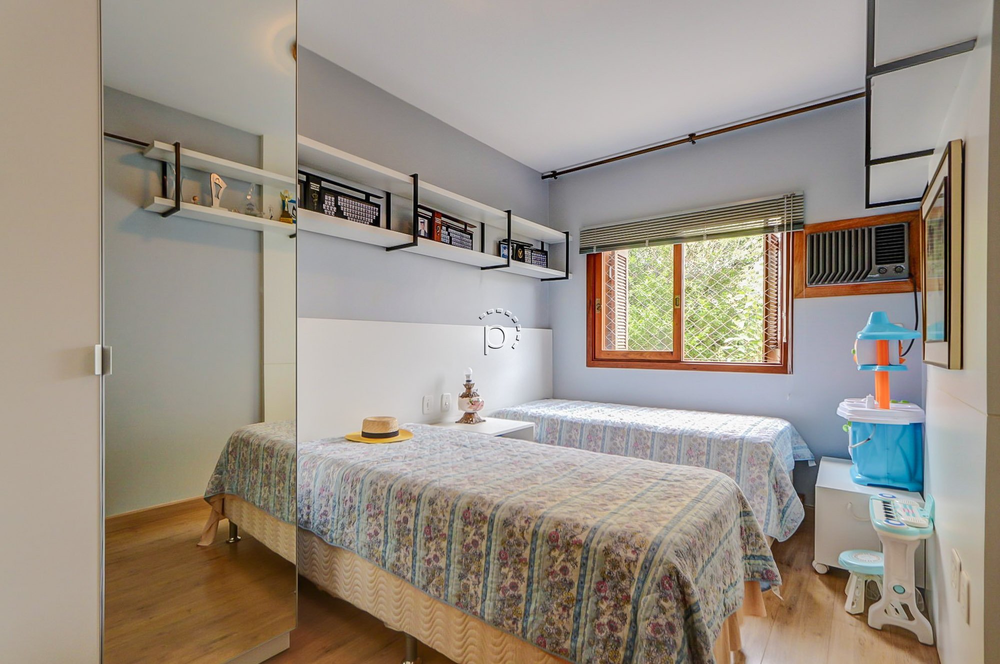 Casa em Condomínio à venda com 194m², 3 quartos, 1 suíte, 2 vagas no bairro Tristeza em Porto Alegre - Foto 13