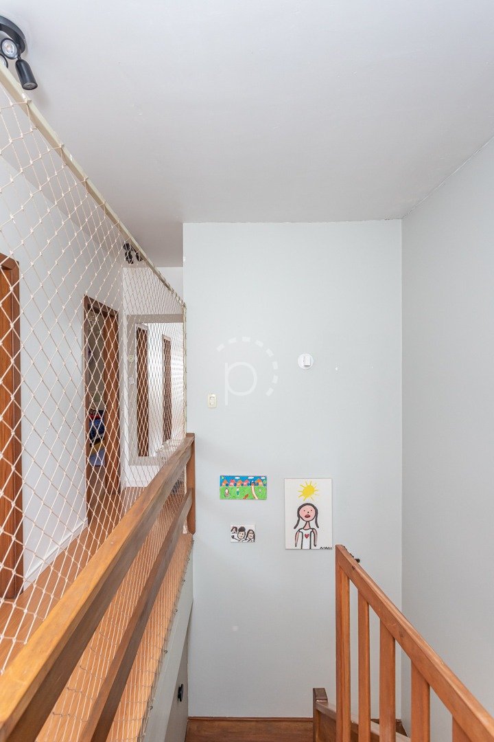 Casa à venda com 189m², 3 quartos, 1 suíte, 2 vagas no bairro Espirito Santo em Porto Alegre - Foto 39