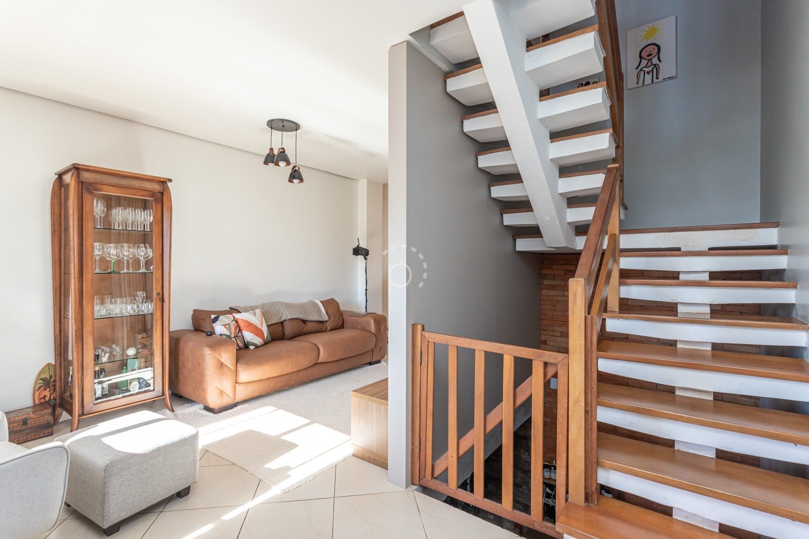 Casa à venda com 189m², 3 quartos, 1 suíte, 2 vagas no bairro Espirito Santo em Porto Alegre - Foto 6