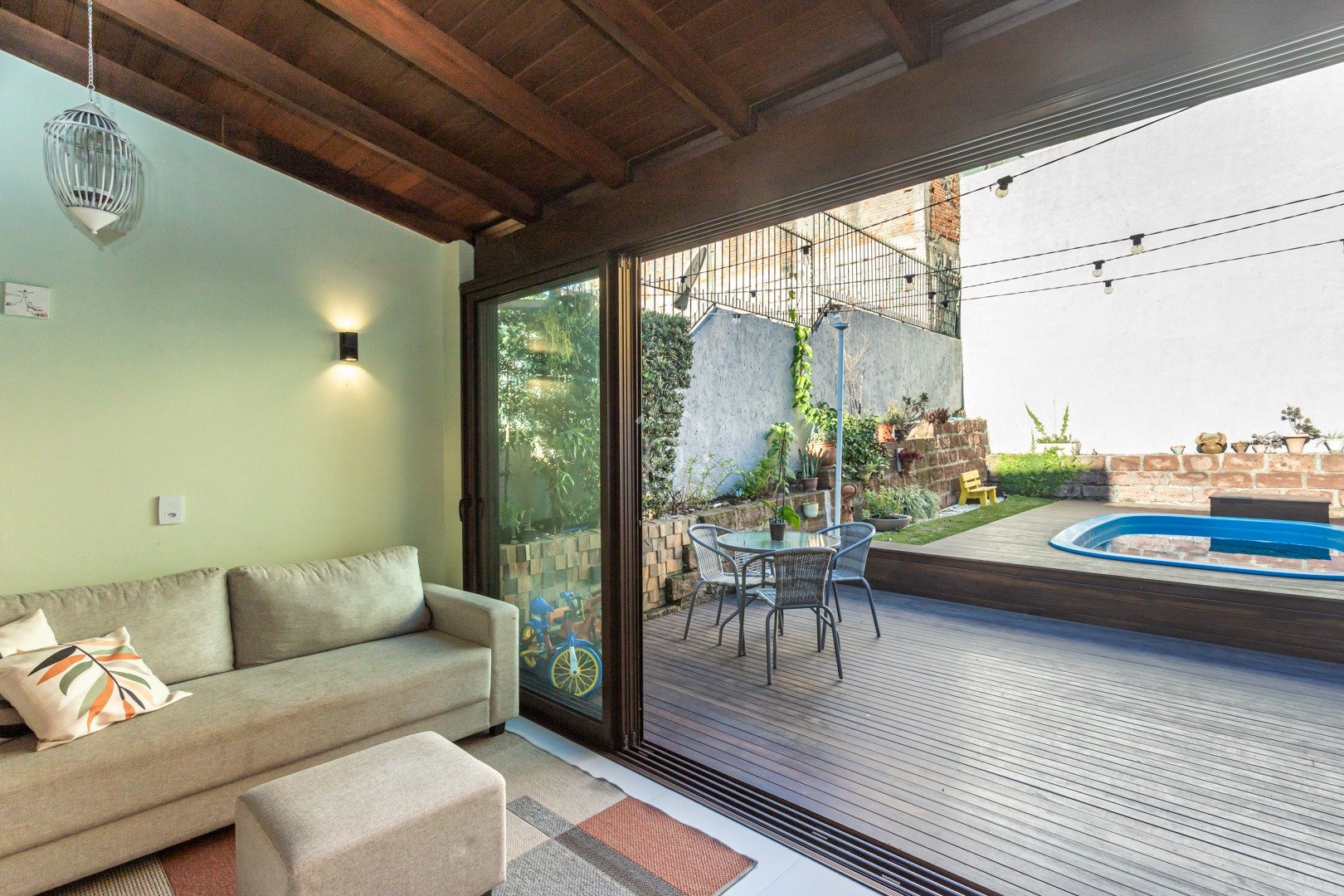 Casa à venda com 189m², 3 quartos, 1 suíte, 2 vagas no bairro Espirito Santo em Porto Alegre - Foto 16