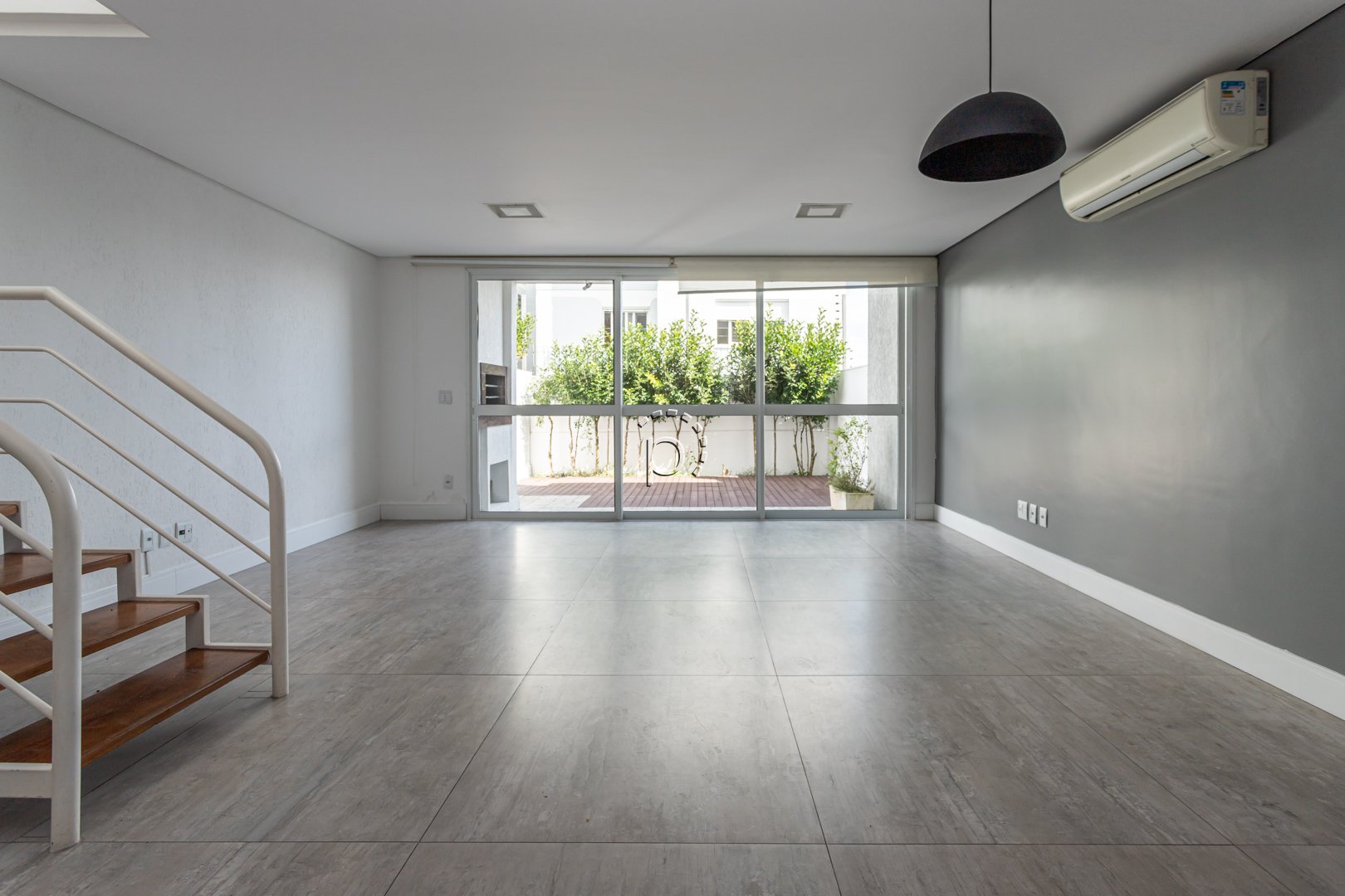 Casa em Condomínio à venda com 169m², 3 quartos, 1 suíte, 2 vagas no bairro Tristeza em Porto Alegre