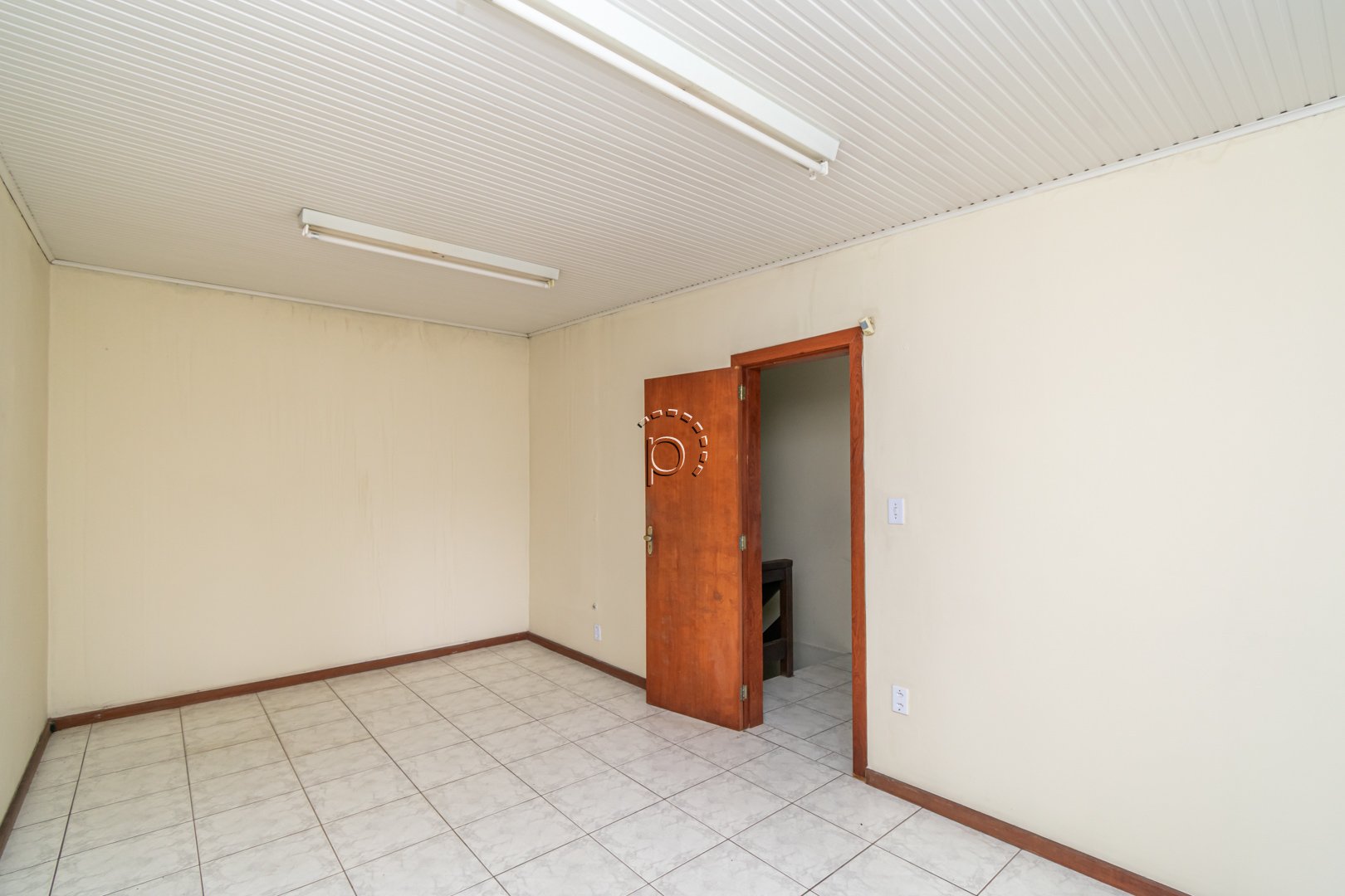 Casa Comercial para alugar com 190m² no bairro Tristeza em Porto Alegre - Foto 16