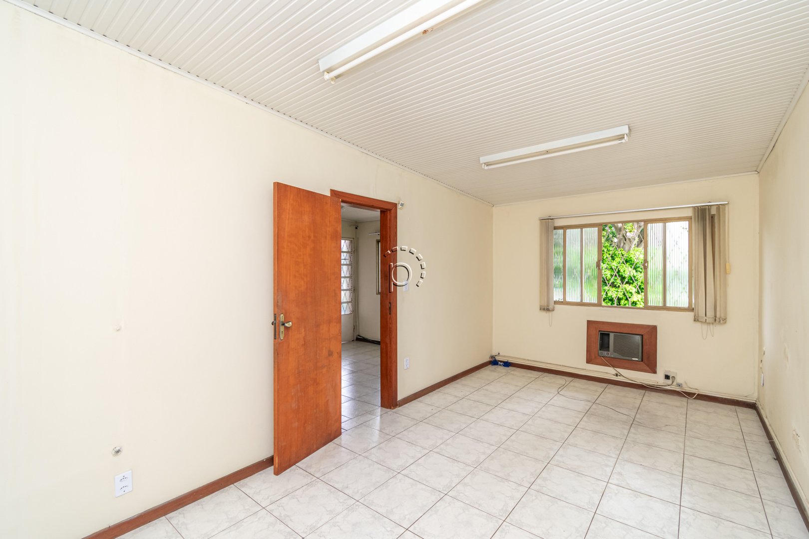 Casa Comercial para alugar com 190m² no bairro Tristeza em Porto Alegre - Foto 17