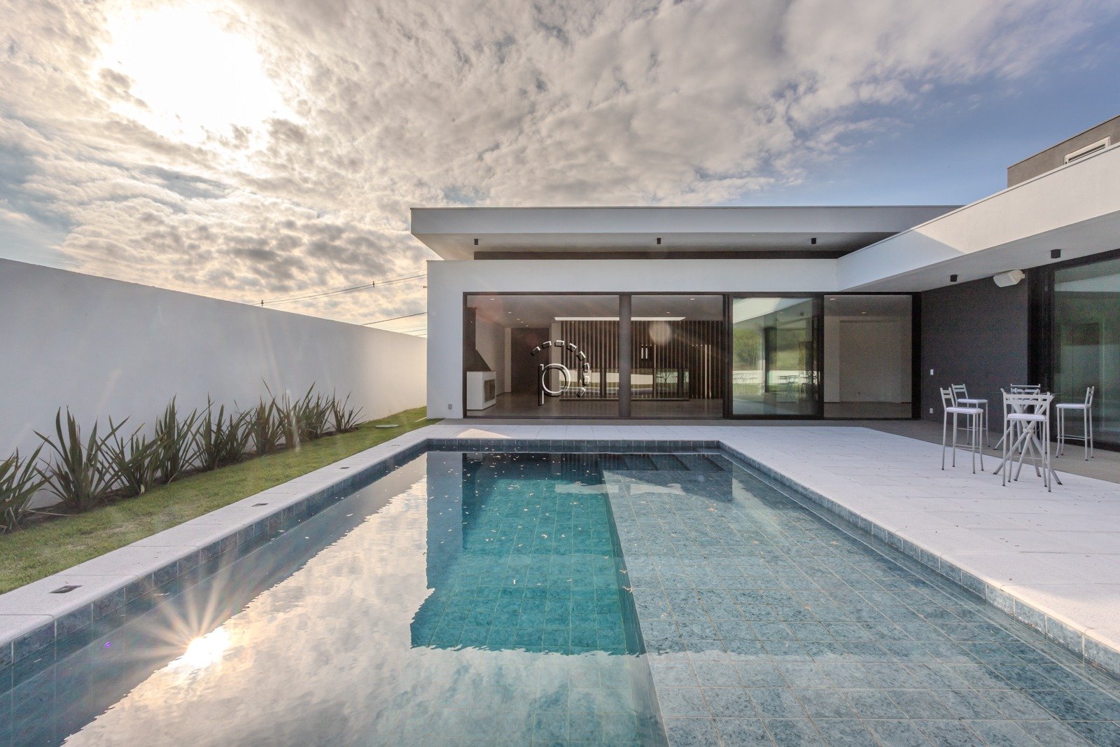 Casa em Condomínio à venda com 434m², 4 quartos, 6 vagas no bairro Terra Ville em Porto Alegre - Foto 47