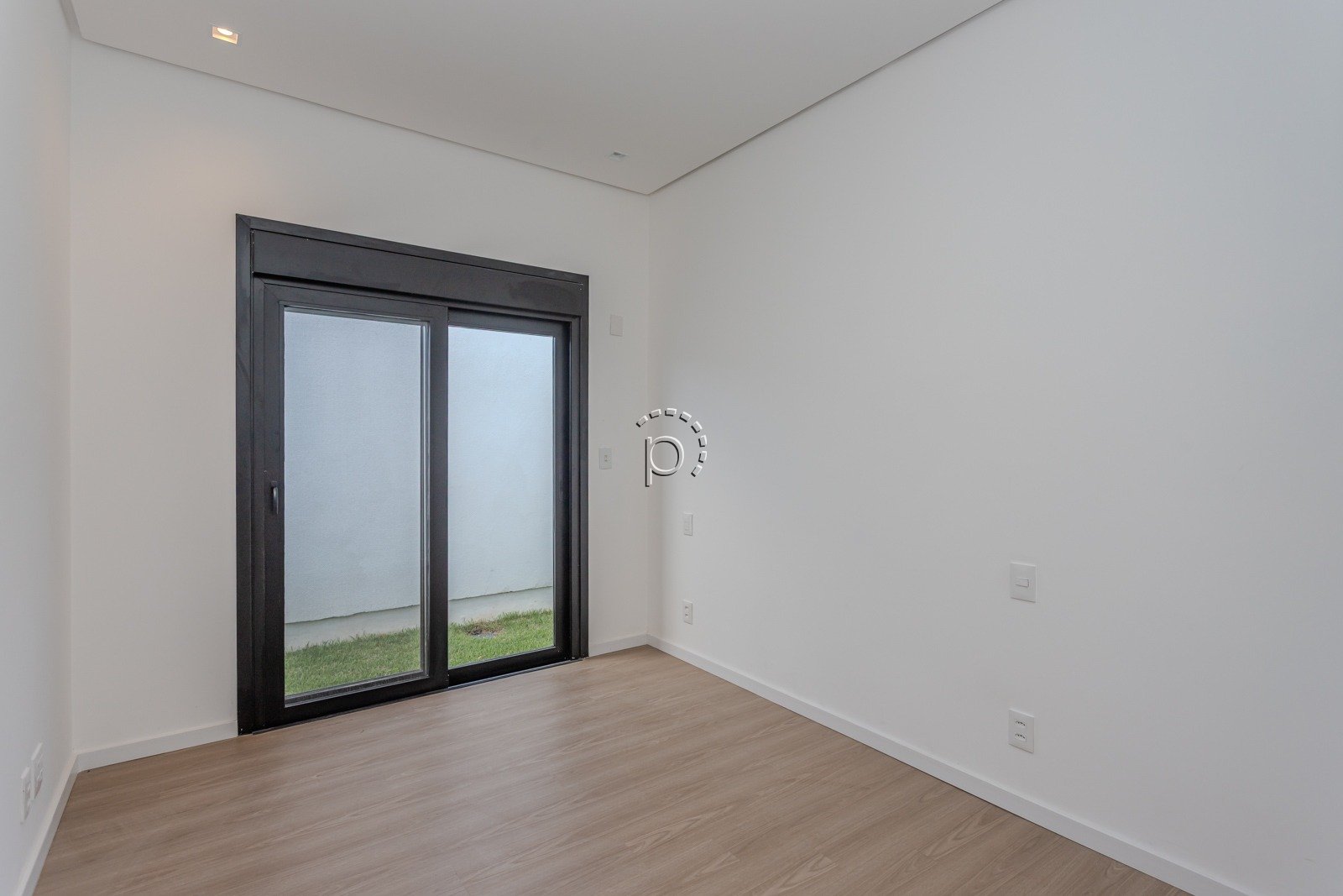 Casa em Condomínio à venda com 434m², 4 quartos, 6 vagas no bairro Terra Ville em Porto Alegre - Foto 57