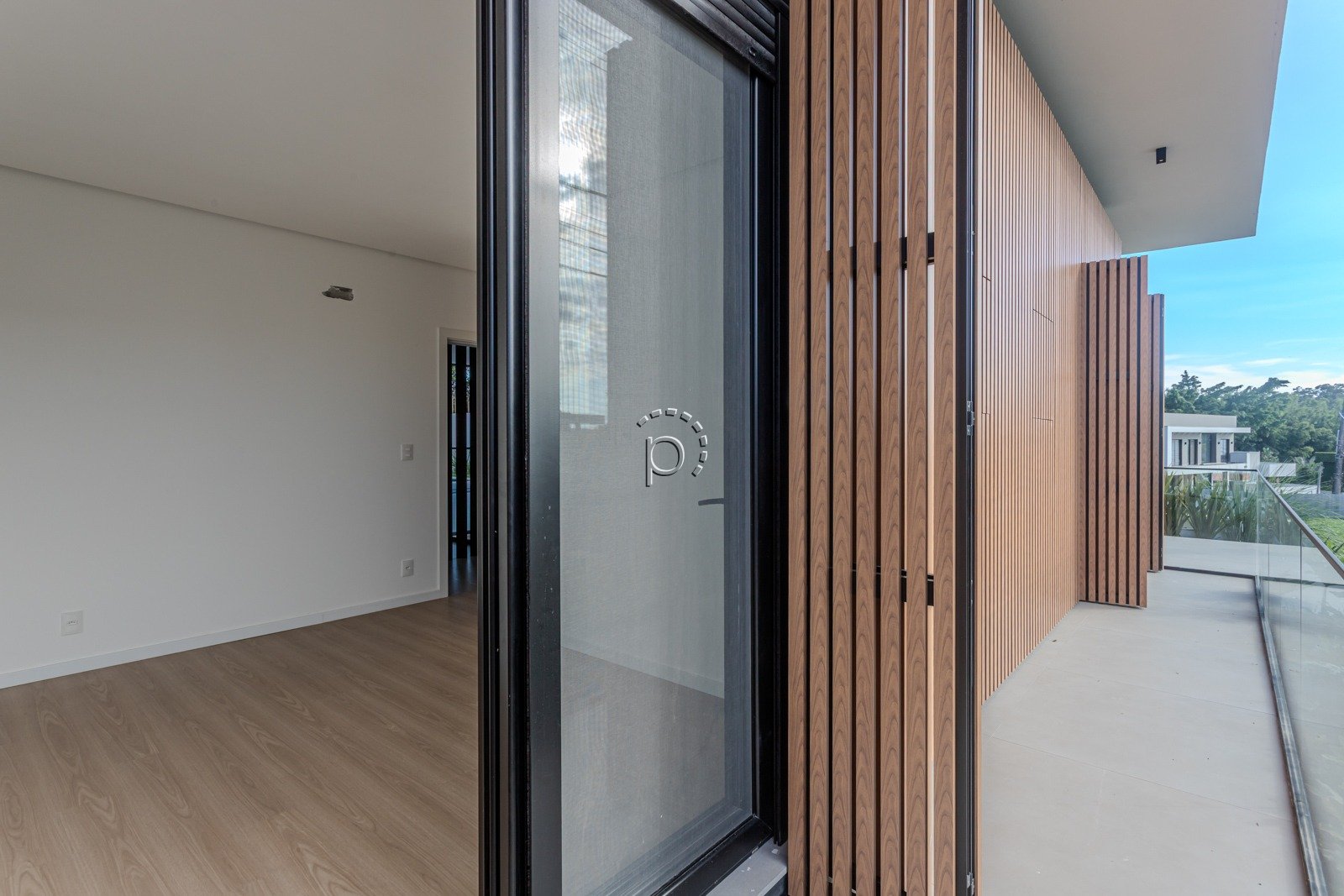 Casa em Condomínio à venda com 434m², 4 quartos, 6 vagas no bairro Terra Ville em Porto Alegre - Foto 74