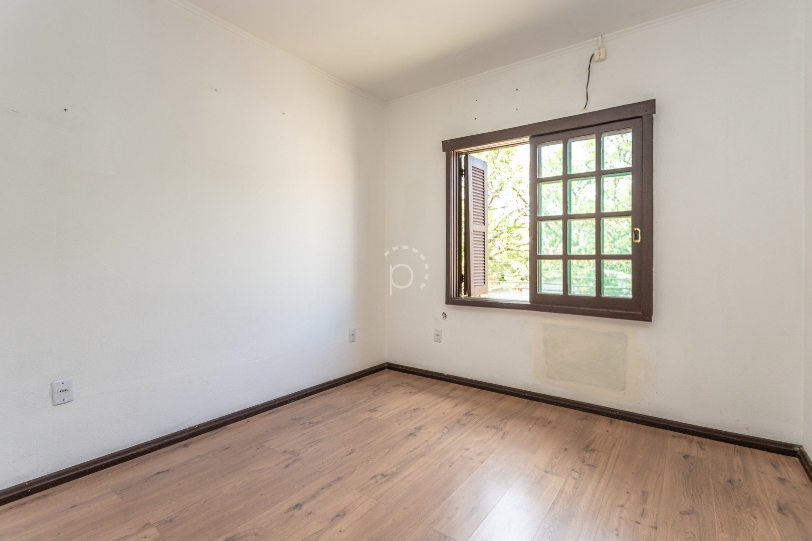 Casa à venda com 290m², 3 quartos, 1 suíte, 4 vagas no bairro Ipanema em Porto Alegre - Foto 24