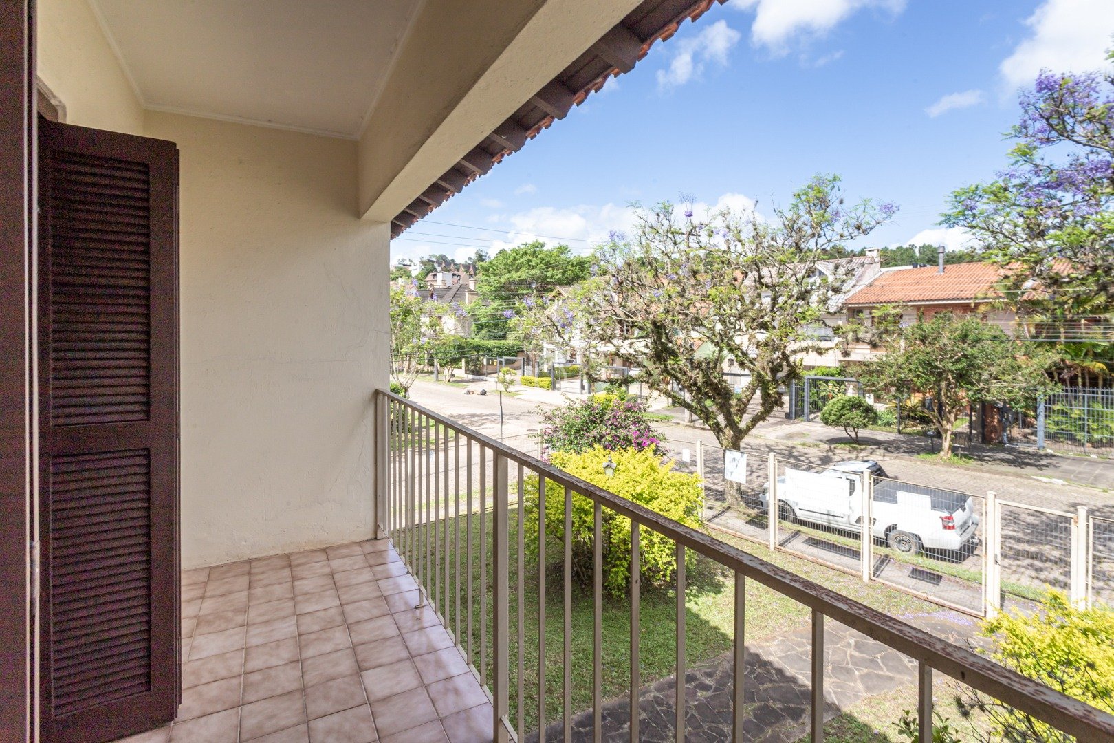 Casa à venda com 290m², 3 quartos, 1 suíte, 4 vagas no bairro Ipanema em Porto Alegre - Foto 32