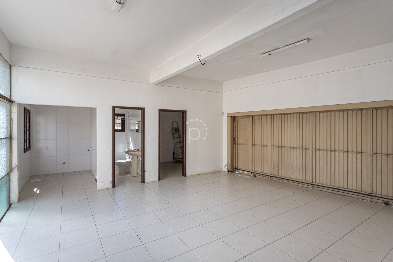 Casa à venda com 290m², 3 quartos, 1 suíte, 4 vagas no bairro Ipanema em Porto Alegre - Foto 57