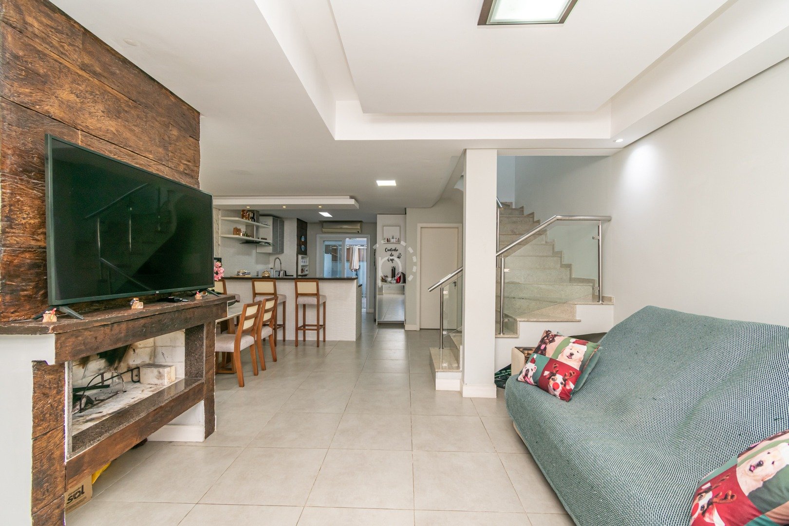 Casa à venda com 136m², 3 quartos no bairro Hípica em Porto Alegre
