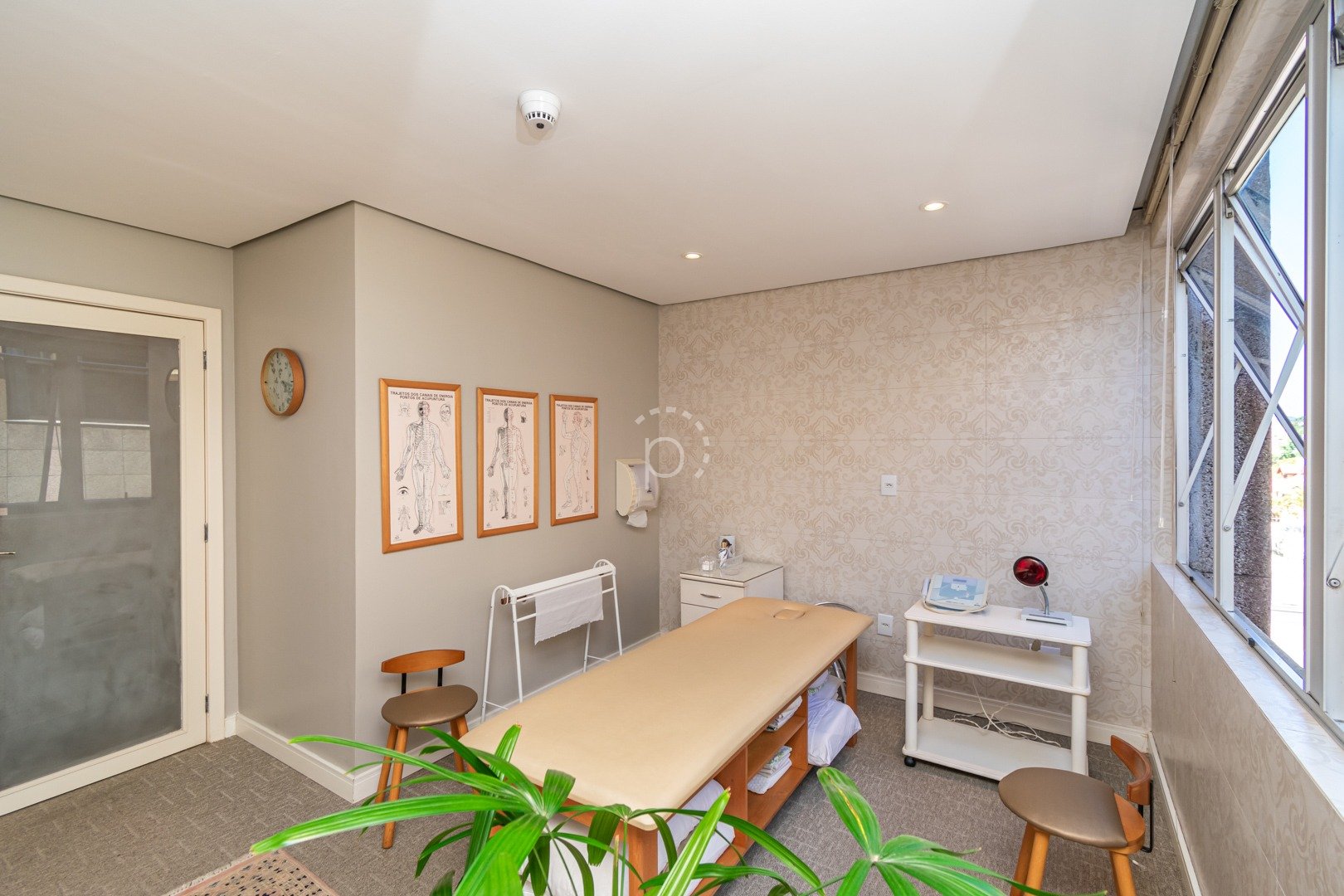 Sala à venda com 35m² no bairro Tristeza em Porto Alegre