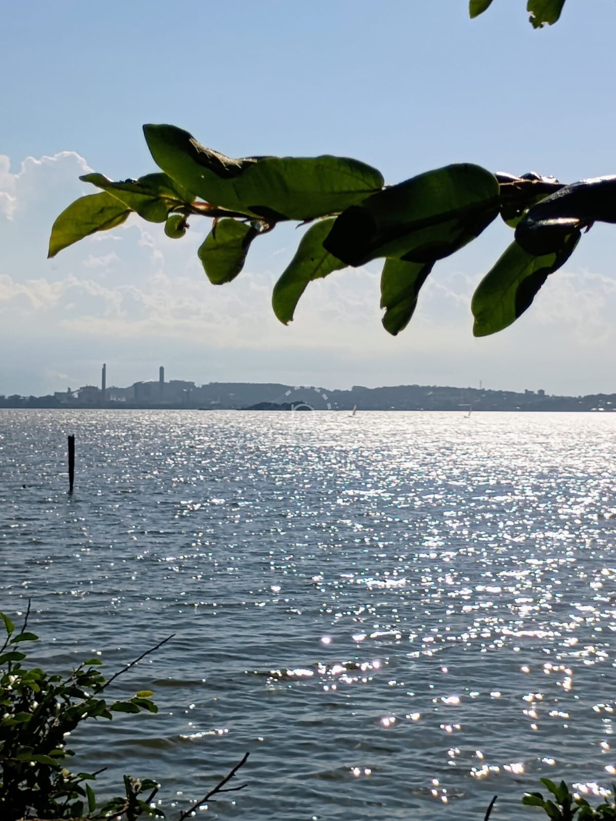 Casa à venda com 120m², 4 quartos, 1 suíte, 8 vagas no bairro Tristeza em Porto Alegre - Foto 17