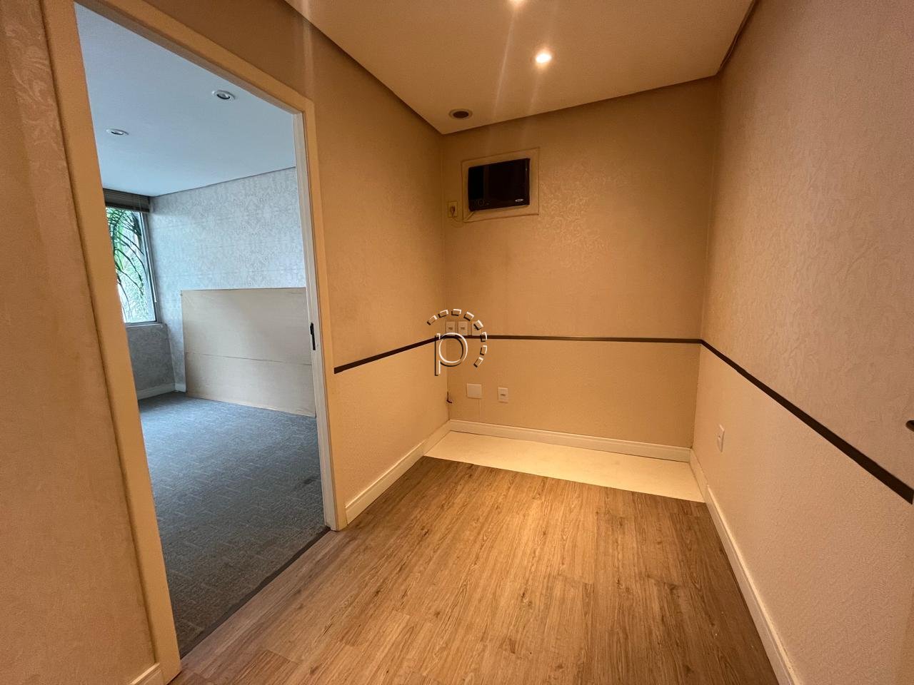 Sala para alugar com 35m² no bairro Tristeza em Porto Alegre - Foto 4