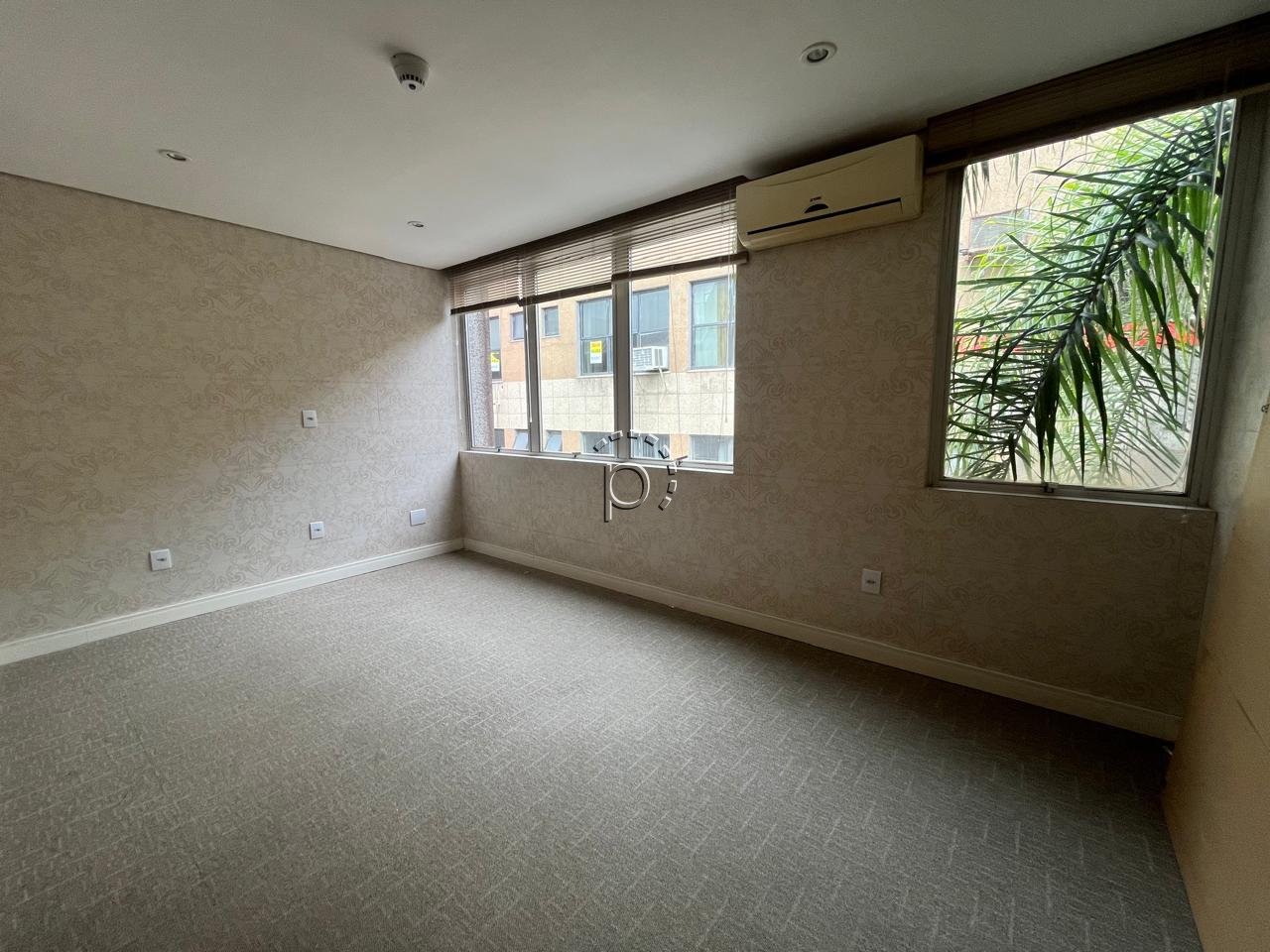 Sala para alugar com 35m² no bairro Tristeza em Porto Alegre - Foto 1