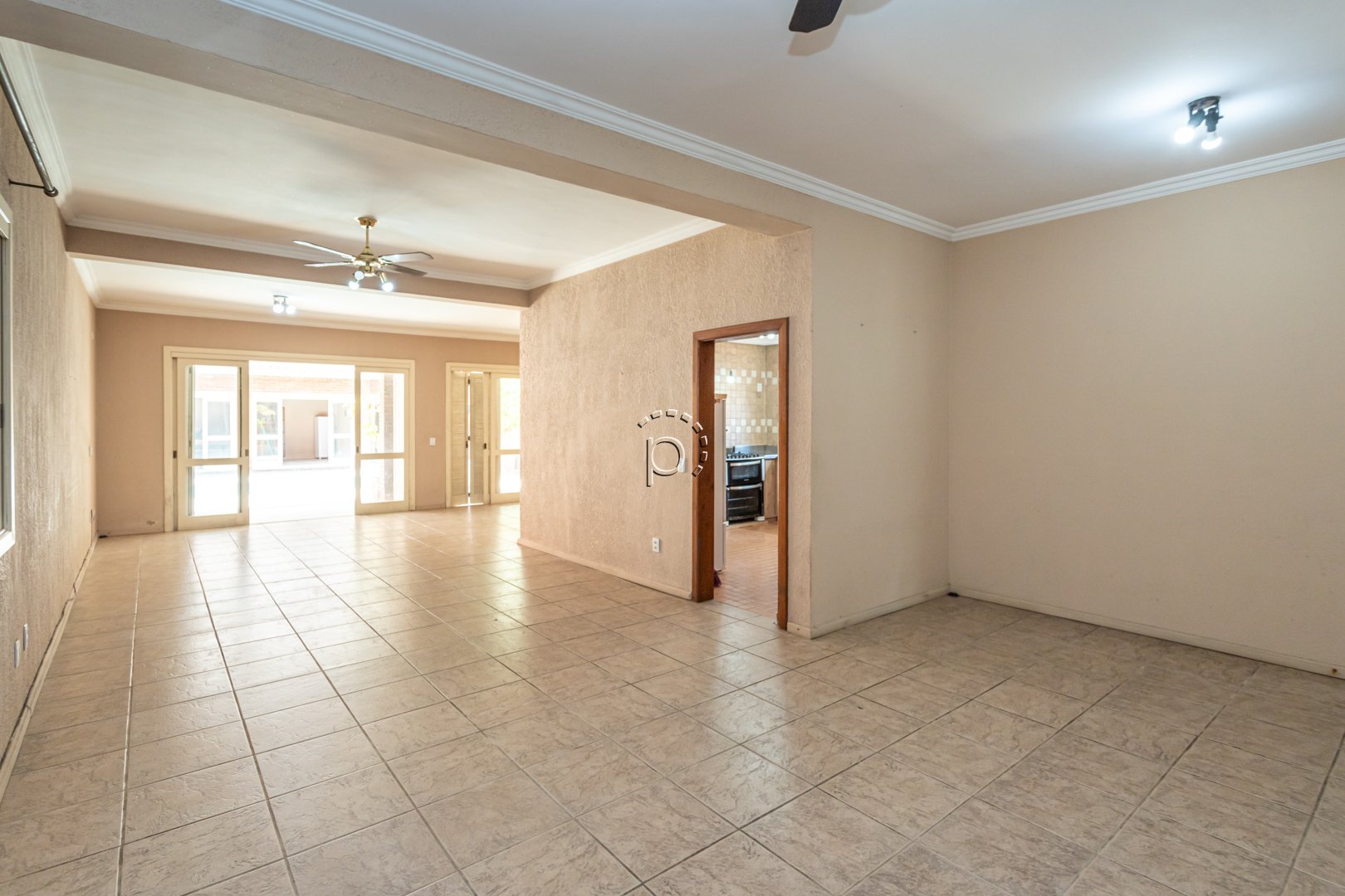 Casa para alugar com 400m², 5 quartos no bairro Tristeza em Porto Alegre - Foto 4