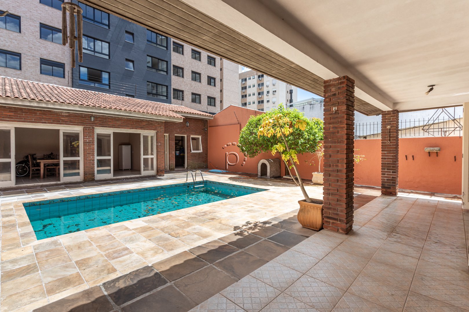 Casa para alugar com 400m², 5 quartos no bairro Tristeza em Porto Alegre - Foto 32