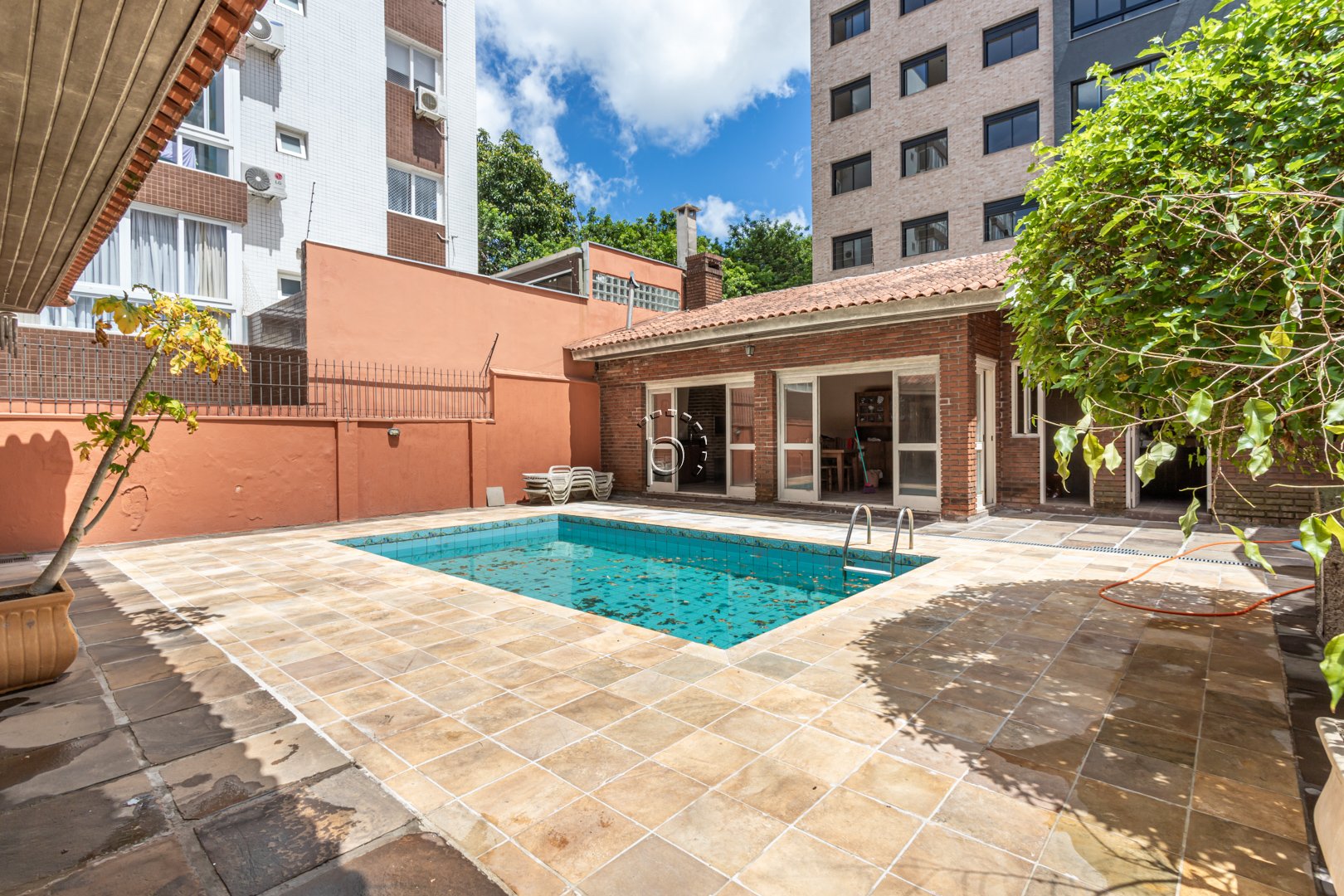 Casa para alugar com 400m², 5 quartos no bairro Tristeza em Porto Alegre - Foto 33