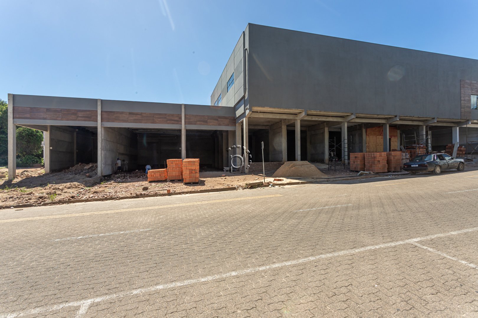 Loja para alugar com 94m², 10 vagas no bairro Aberta dos Morros em Porto Alegre - Foto 2