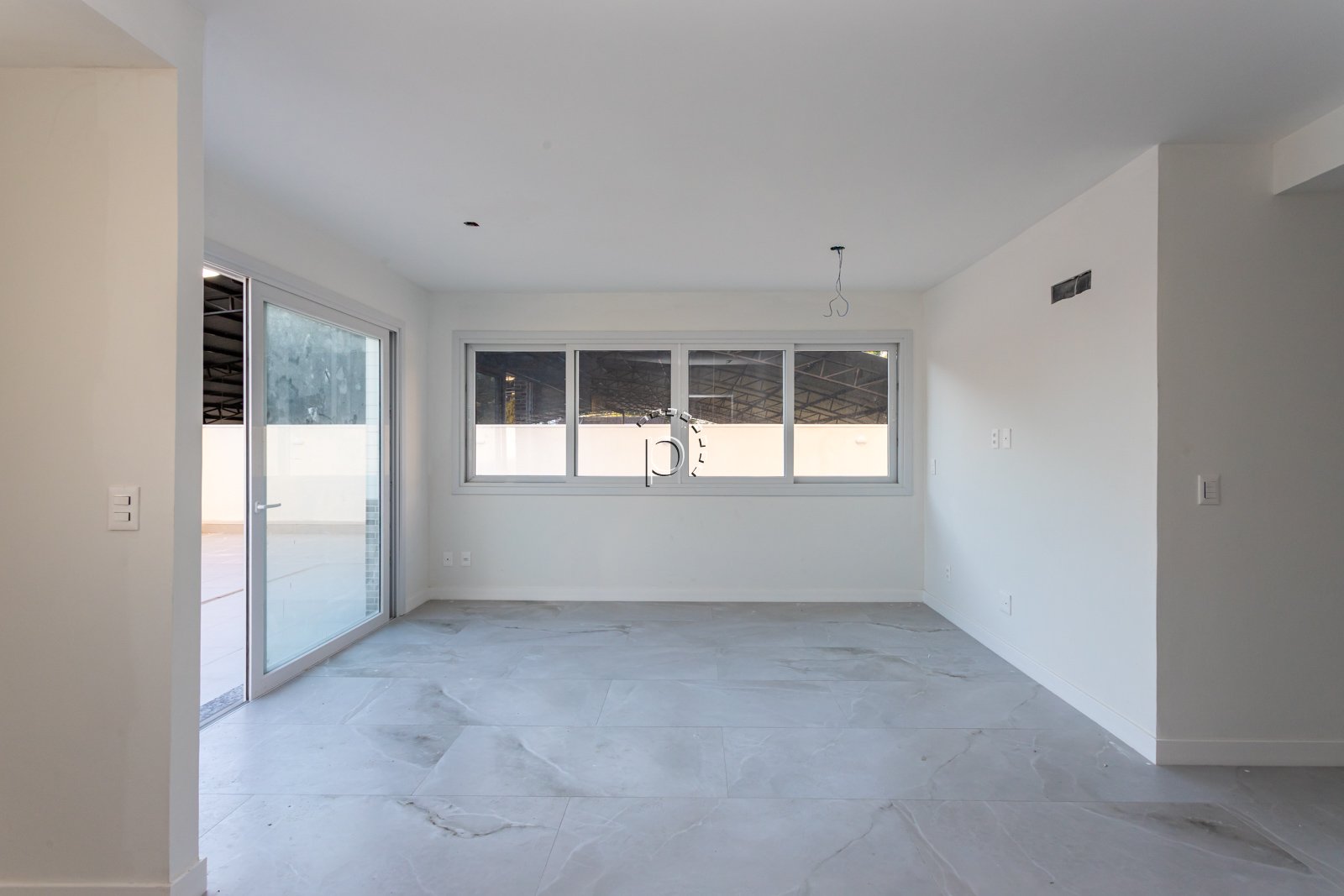 Apartamento à venda com 93m², 3 quartos, 3 suítes, 2 vagas no bairro Tristeza em Porto Alegre - Foto 4