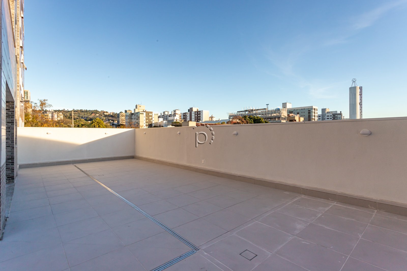 Apartamento à venda com 93m², 3 quartos, 3 suítes, 2 vagas no bairro Tristeza em Porto Alegre - Foto 16
