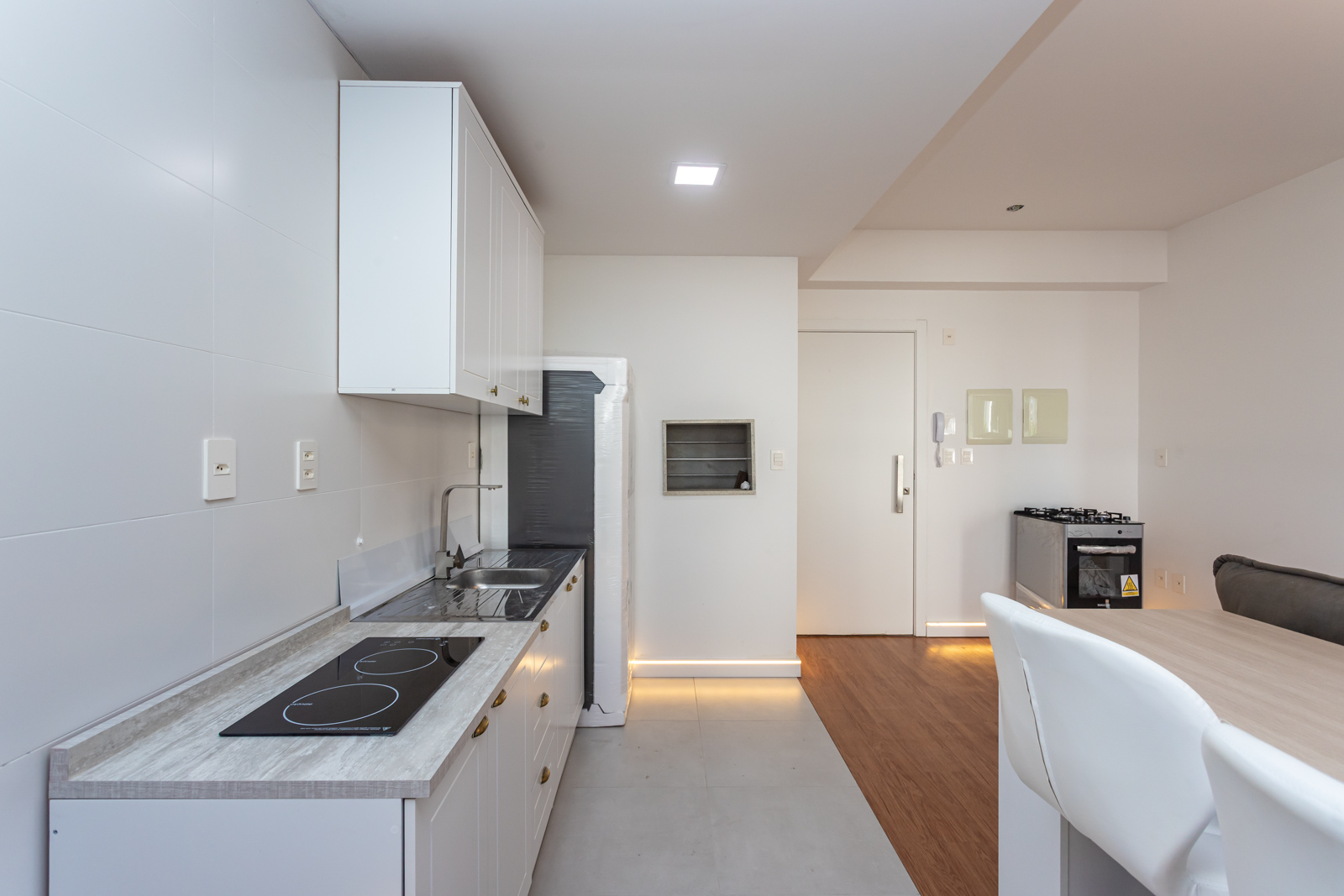 Apartamento para alugar com 41m², 1 quarto, 1 vaga no bairro Tristeza em Porto Alegre - Foto 11