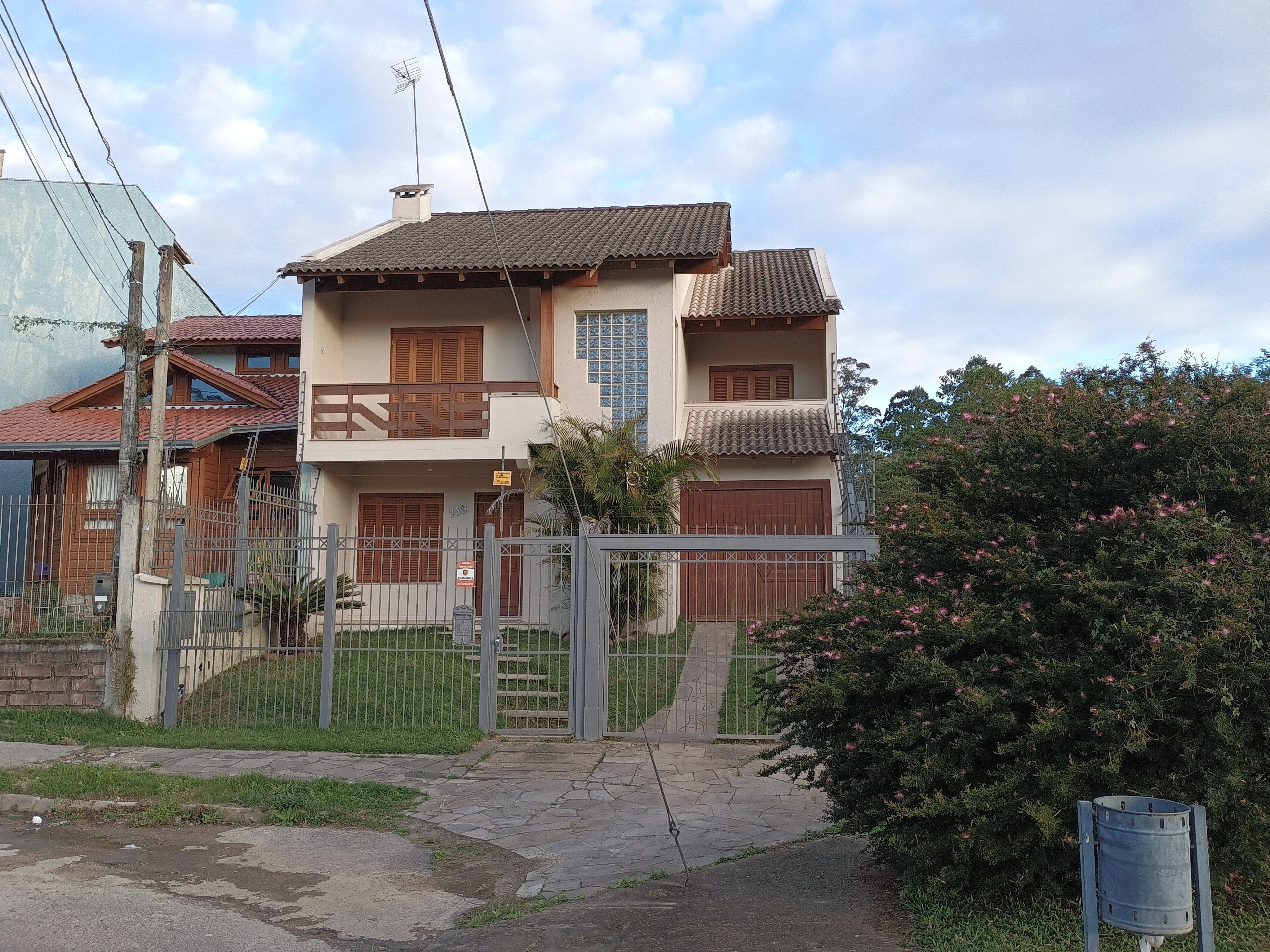 Casa à venda com 197m², 3 quartos, 1 suíte, 2 vagas no bairro Hípica em Porto Alegre - Foto 29